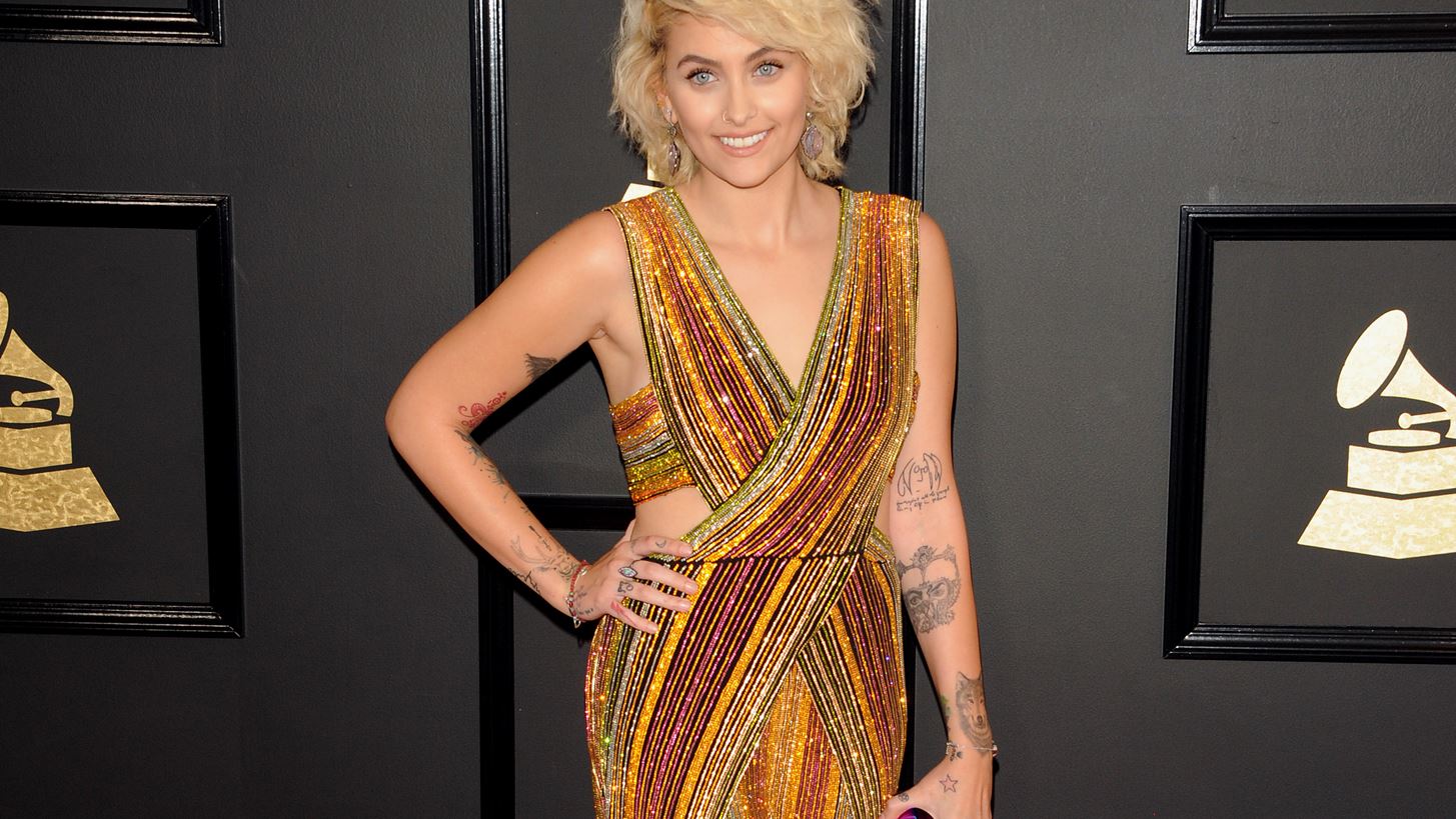Paris Jackson | &#x397; &#x3C0;&#x3B1;&#x3C1;&#x3AC;&#x3BD;&#x3BF;&#x3B9;&#x3B1; &#x3BA;&#x3B1;&#x3B9; &#x3BF;&#x3B9; &#x3C0;&#x3B1;&#x3C1;&#x3B1;&#x3B9;&#x3C3;&#x3B8;&#x3AE;&#x3C3;&#x3B5;&#x3B9;&#x3C2; &#x3B1;&#x3C0;&#x3CC; &#x3C4;&#x3B7;&#x3BD; &#x3C0;&#x3AF;&#x3B5;&#x3C3;&#x3B7; &#x3C4;&#x3C9;&#x3BD; &#x3C0;&#x3B1;&#x3C0;&#x3B1;&#x3C1;&#x3AC;&#x3C4;&#x3C3;&#x3B9;