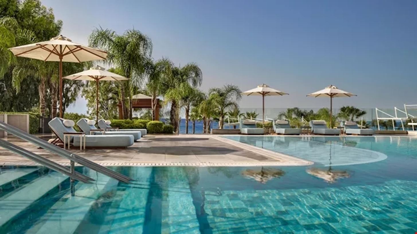 Summer Escape &#x3C3;&#x3C4;&#x3BF; Parklane Resort &amp; Spa Limassol, Cyprus &#x3B5;&#x3BA;&#x3B5;&#x3AF; &#x3CC;&#x3C0;&#x3BF;&#x3C5; &#x3BA;&#x3AC;&#x3B8;&#x3B5; &#x3B1;&#x3C0;&#x3CC;&#x3B4;&#x3C1;&#x3B1;&#x3C3;&#x3B7; &#x3B1;&#x3BD;&#x3AC;&#x3B3;&#x3B5;&#x3C4;&#x3B1;&#x3B9; &#x3C3;&#x3B5; &#x3B5;&#x3BC;&#x3C0;&#x3B5;&#x3B9;&#x3C1;&#x3AF;&#x3B1;