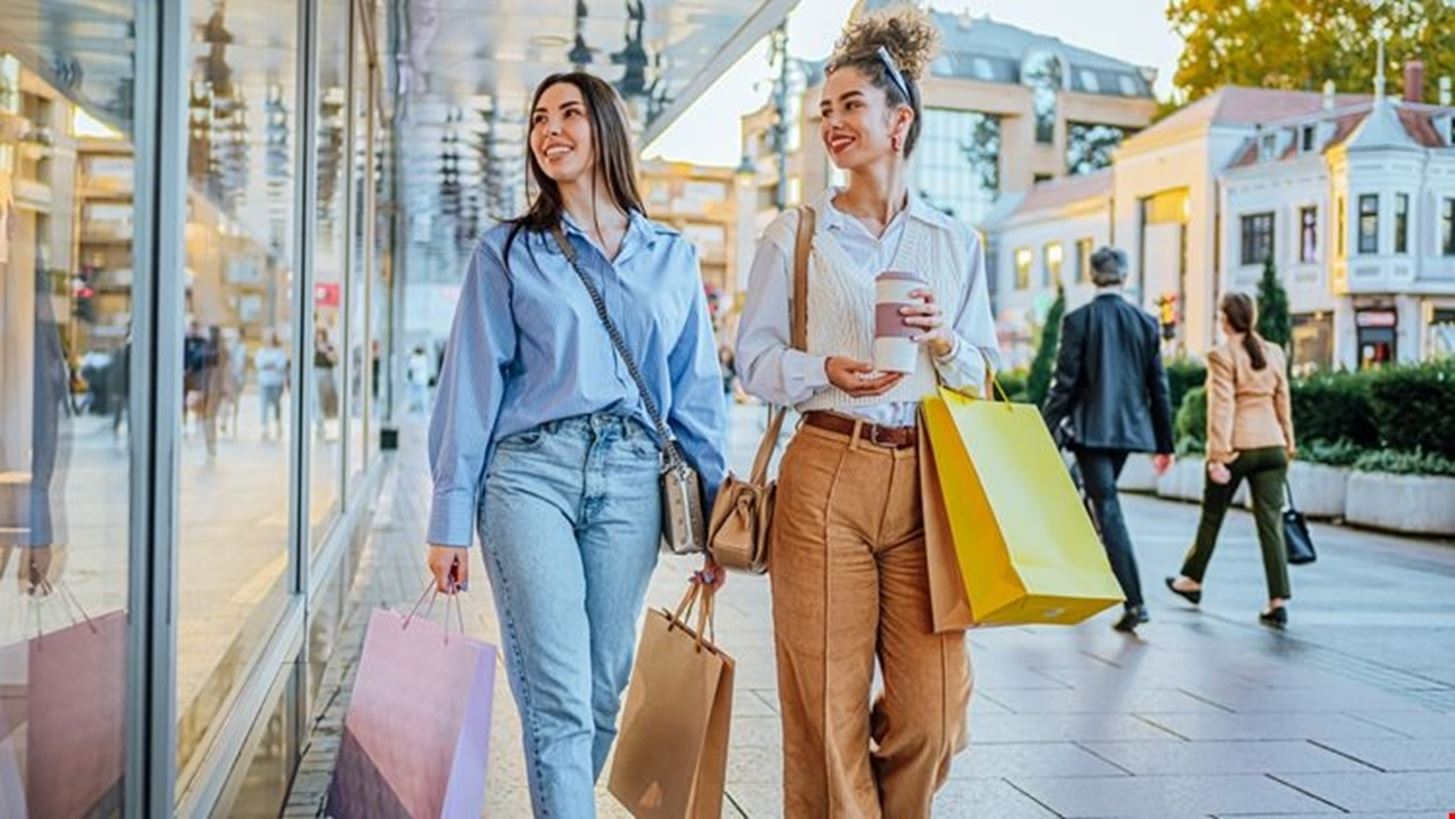 Spring Essentials | &#x3A4;&#x3B1; fashion items &#x3C0;&#x3BF;&#x3C5; &#x3B8;&#x3B1; &#x3B1;&#x3BD;&#x3B1;&#x3B2;&#x3B1;&#x3B8;&#x3BC;&#x3AF;&#x3C3;&#x3BF;&#x3C5;&#x3BD; &#x3C4;&#x3BF; &#x3B1;&#x3BD;&#x3BF;&#x3B9;&#x3BE;&#x3B9;&#x3AC;&#x3C4;&#x3B9;&#x3BA;&#x3BF; look &#x3C3;&#x3BF;&#x3C5;