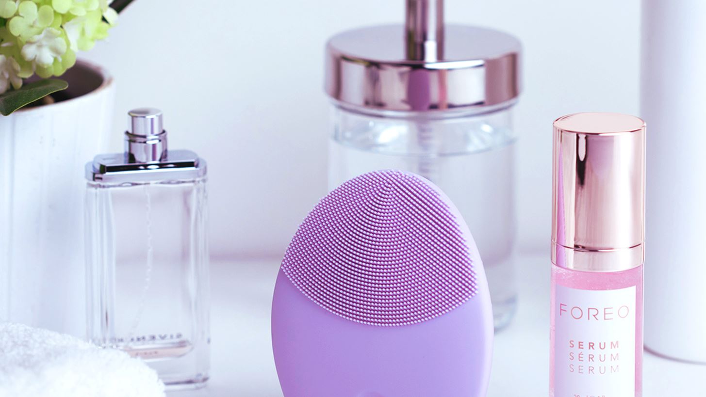 &#x3A4;&#x3BF; &#x3C0;&#x3C1;&#x3C9;&#x3C4;&#x3BF;&#x3C0;&#x3BF;&#x3C1;&#x3B9;&#x3B1;&#x3BA;&#x3CC; beauty gadget &#x3C0;&#x3BF;&#x3C5; &#x3B1;&#x3BE;&#x3AF;&#x3B6;&#x3B5;&#x3B9; &#x3BC;&#x3B9;&#x3B1; &#x3B8;&#x3AD;&#x3C3;&#x3B7; &#x3C3;&#x3C4;&#x3B7;&#x3BD; skincare &#x3C1;&#x3BF;&#x3C5;&#x3C4;&#x3AF;&#x3BD;&#x3B1; &#x3C3;&#x3BF;&#x3C5;