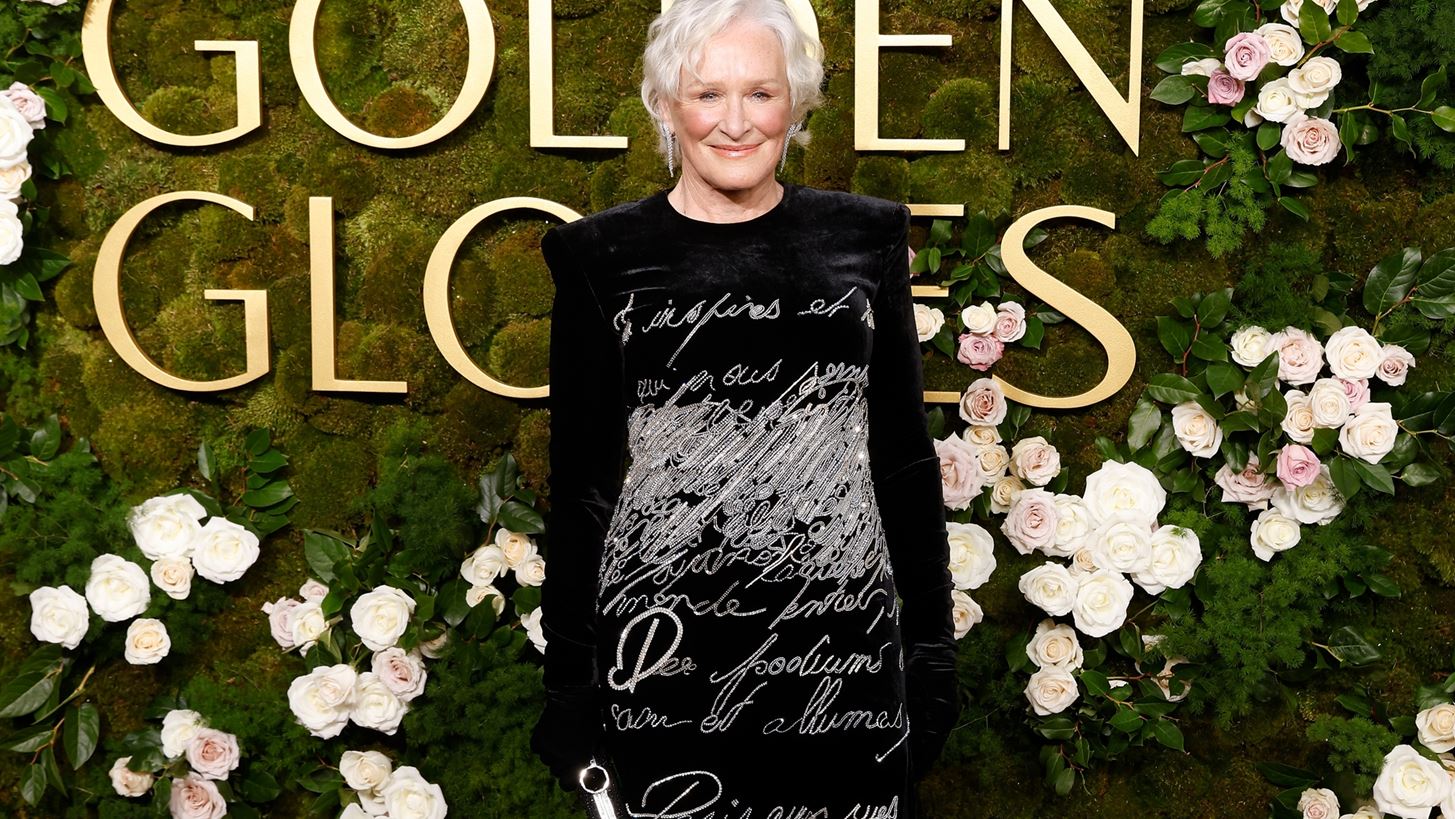 &#x3A7;&#x3C1;&#x3C5;&#x3C3;&#x3AD;&#x3C2; &#x3A3;&#x3C6;&#x3B1;&#x3AF;&#x3C1;&#x3B5;&#x3C2; 2025 | &#x3A4;&#x3BF; &#x3C6;&#x3CC;&#x3C1;&#x3B5;&#x3BC;&#x3B1; &#x3C4;&#x3B7;&#x3C2; Glenn Close &#x3AE;&#x3C4;&#x3B1;&#x3BD; &#x3BC;&#x3AF;&#x3B1; &#x3C7;&#x3B5;&#x3B9;&#x3C1;&#x3CC;&#x3B3;&#x3C1;&#x3B1;&#x3C6;&#x3B7; &quot;&#x3B5;&#x3C0;&#x3B9;&#x3C3;&#x3C4;&#x3BF;&#x3BB;&#x3AE; &#x3B1;&#x3B3;&#x3AC;&#x3C0;&#x3B7;&#x3C2;&quot;