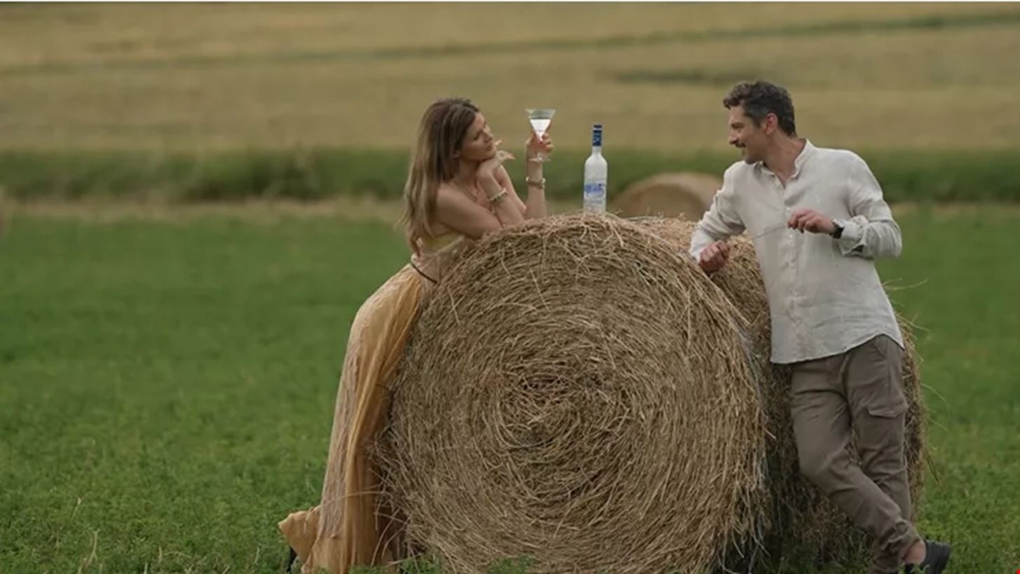 &#x391;&#x3BD;&#x3B1;&#x3BA;&#x3B1;&#x3BB;&#x3CD;&#x3C0;&#x3C4;&#x3BF;&#x3BD;&#x3C4;&#x3B1;&#x3C2; &#x3C4;&#x3BF;&#x3BD; &#x3C0;&#x3B1;&#x3C1;&#x3AC;&#x3B4;&#x3B5;&#x3B9;&#x3C3;&#x3BF; &#x3C4;&#x3B7;&#x3C2; Grey Goose &#x3C3;&#x3C4;&#x3B7; &#x39D;&#x3CC;&#x3C4;&#x3B9;&#x3BF; &#x393;&#x3B1;&#x3BB;&#x3BB;&#x3AF;&#x3B1; &#x3BC;&#x3B5; &#x3AD;&#x3BD;&#x3B1; Martini &#x3C3;&#x3C4;&#x3BF; &#x3C7;&#x3AD;&#x3C1;&#x3B9;