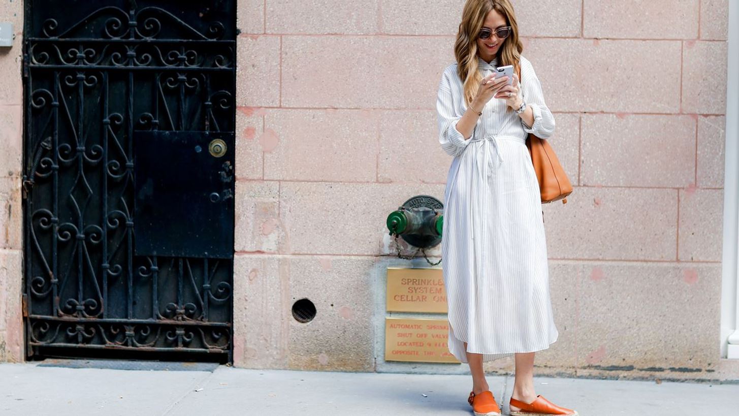 Shirt dress: To &#x3C0;&#x3B9;&#x3BF; &#x3B4;&#x3C1;&#x3BF;&#x3C3;&#x3B5;&#x3C1;&#x3CC; &#x3BA;&#x3BF;&#x3BC;&#x3BC;&#x3AC;&#x3C4;&#x3B9; &#x3C4;&#x3BF;&#x3C5; &#x3C6;&#x3B5;&#x3C4;&#x3B9;&#x3BD;&#x3BF;&#x3CD; &#x3BA;&#x3B1;&#x3BB;&#x3BF;&#x3BA;&#x3B1;&#x3B9;&#x3C1;&#x3B9;&#x3BF;&#x3CD;