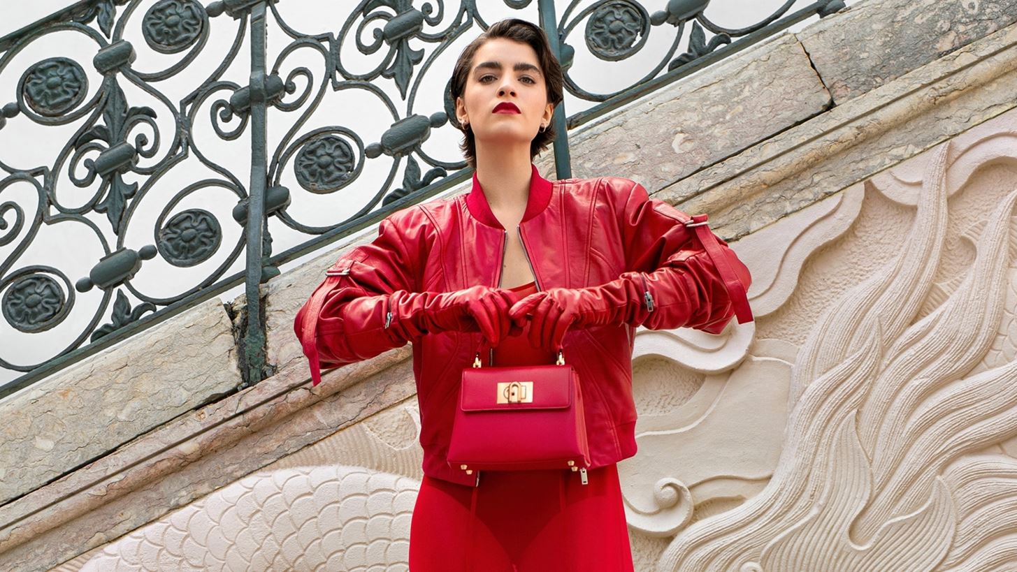 Trend Talk powered by Answear | &#x3A0;&#x3CE;&#x3C2; &#x3BD;&#x3B1; &#x3B5;&#x3BD;&#x3C3;&#x3C9;&#x3BC;&#x3B1;&#x3C4;&#x3CE;&#x3C3;&#x3B5;&#x3B9;&#x3C2; &#x3C4;&#x3BF; &#x3BA;&#x3CC;&#x3BA;&#x3BA;&#x3B9;&#x3BD;&#x3BF;, &#x3C4;&#x3BF; &#x3B1;&#x3C0;&#x3CC;&#x3BB;&#x3C5;&#x3C4;&#x3BF; &#x3C7;&#x3C1;&#x3CE;&#x3BC;&#x3B1; &#x3C4;&#x3B7;&#x3C2; &#x3C3;&#x3B5;&#x3B6;&#x3CC;&#x3BD;, &#x3C3;&#x3C4;&#x3B7;&#x3BD; &#x3B3;&#x3BA;&#x3B1;&#x3C1;&#x3BD;&#x3C4;&#x3B1;&#x3C1;&#x3CC;&#x3BC;&#x3C0;&#x3B1; &#x3C3;&#x3BF;&#x3C5;