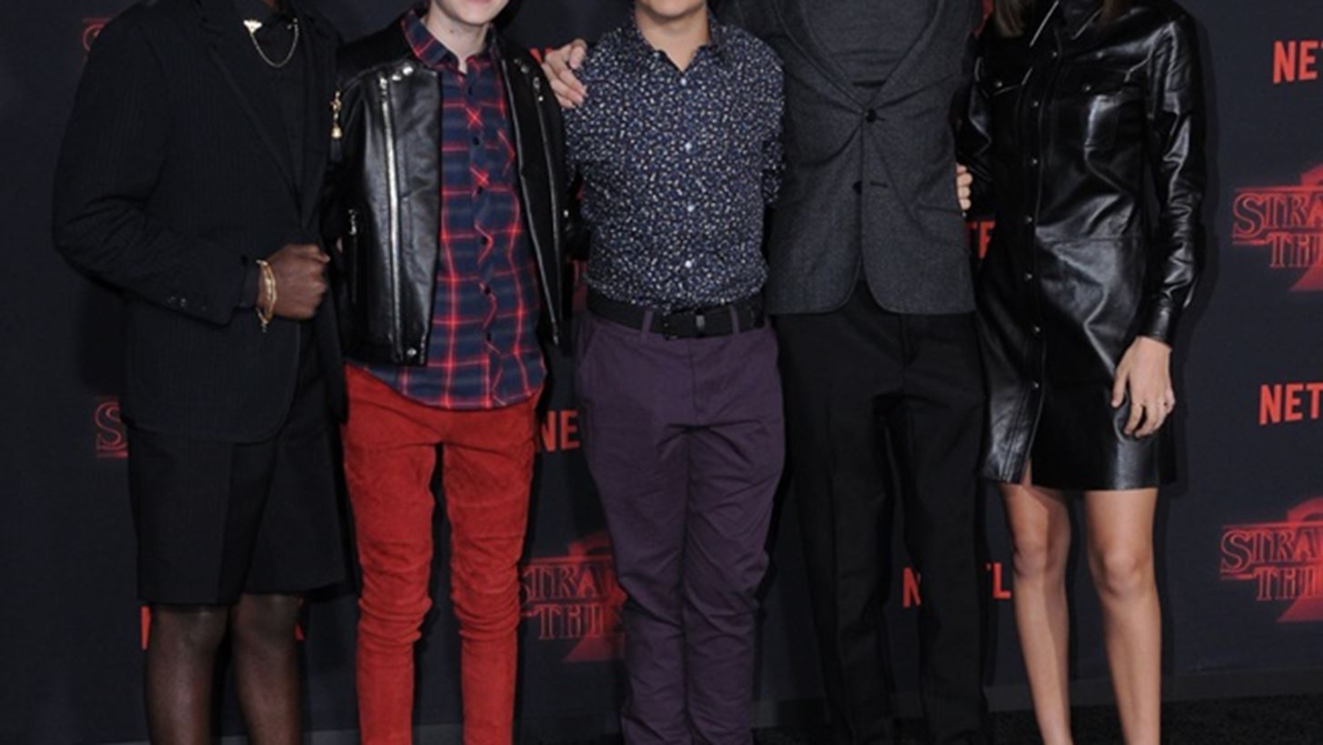 &#x393;&#x3B9;&#x3B1;&#x3C4;&#x3AF; &#x3C4;&#x3B1; &#x3AD;&#x3C7;&#x3BF;&#x3C5;&#x3BD; &#x3B2;&#x3AC;&#x3BB;&#x3B5;&#x3B9; &#x3CC;&#x3BB;&#x3BF;&#x3B9; &#x3BC;&#x3B5; &#x3C4;&#x3BF;&#x3BD; &#x3C0;&#x3C1;&#x3C9;&#x3C4;&#x3B1;&#x3B3;&#x3C9;&#x3BD;&#x3B9;&#x3C3;&#x3C4;&#x3AE; &#x3C4;&#x3BF;&#x3C5; Stranger Things;