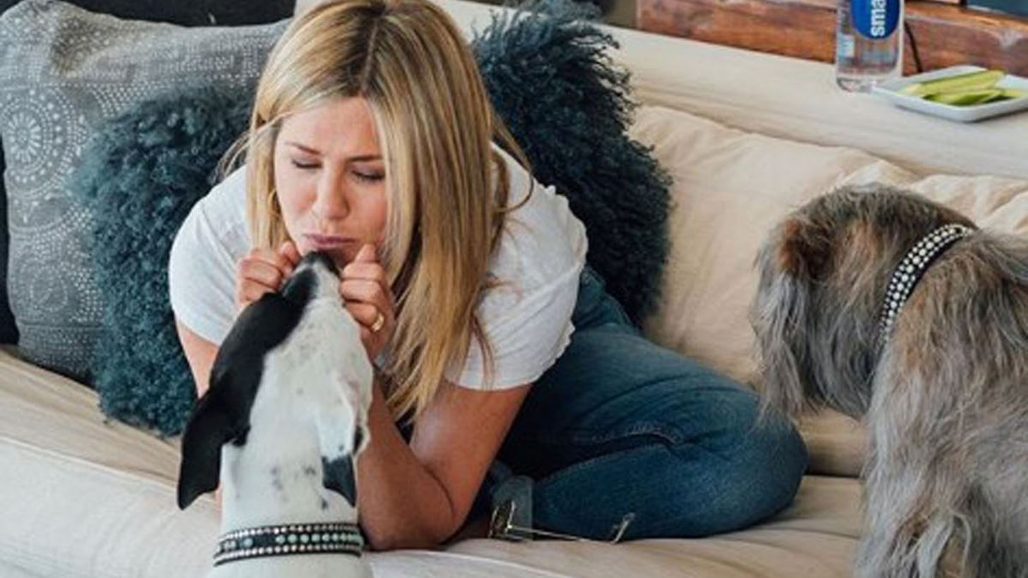 &#x397; Jennifer Aniston &#x3B4;&#x3B5;&#x3AF;&#x3C7;&#x3BD;&#x3B5;&#x3B9; &#x3B3;&#x3B9;&#x3B1; &#x3C0;&#x3C1;&#x3CE;&#x3C4;&#x3B7; &#x3C6;&#x3BF;&#x3C1;&#x3AC; &#x3C4;&#x3B7;&#x3BD; &#x3C0;&#x3BF;&#x3BB;&#x3C5;&#x3C4;&#x3B5;&#x3BB;&#x3AE; &#x3AD;&#x3C0;&#x3B1;&#x3C5;&#x3BB;&#x3AE; &#x3C4;&#x3B7;&#x3C2;