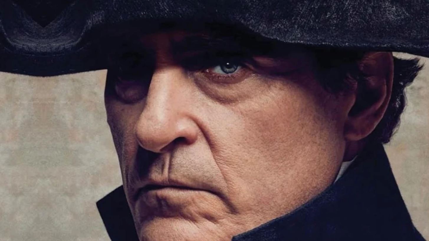 Napoleon | &#x39F; Joaquin Phoenix &#x3BC;&#x3B5;&#x3C4;&#x3B1;&#x3BC;&#x3BF;&#x3C1;&#x3C6;&#x3CE;&#x3BD;&#x3B5;&#x3C4;&#x3B1;&#x3B9; &#x3C3;&#x3B5; &#x39D;&#x3B1;&#x3C0;&#x3BF;&#x3BB;&#x3AD;&#x3BF;&#x3BD;&#x3C4;&#x3B1; &#x3C3;&#x3C4;&#x3BF; &#x3C0;&#x3C1;&#x3CE;&#x3C4;&#x3BF; &#x3C4;&#x3C1;&#x3AD;&#x3B9;&#x3BB;&#x3B5;&#x3C1; &#x3C4;&#x3B7;&#x3C2; &#x3C0;&#x3BF;&#x3BB;&#x3C5;&#x3B1;&#x3BD;&#x3B1;&#x3BC;&#x3B5;&#x3BD;&#x3CC;&#x3BC;&#x3B5;&#x3BD;&#x3B7;&#x3C2; &#x3C4;&#x3B1;&#x3B9;&#x3BD;&#x3AF;&#x3B1;&#x3C2;
