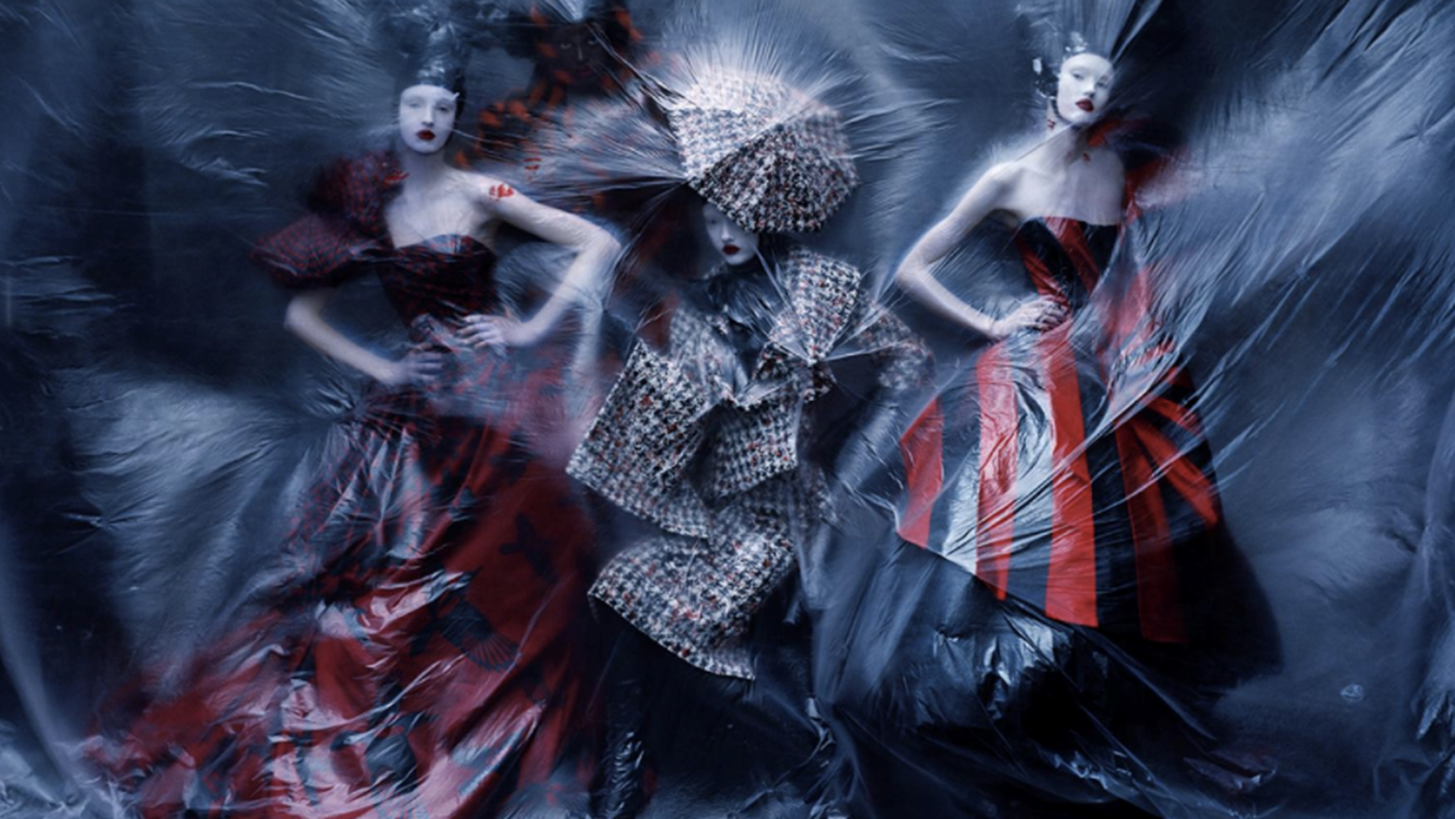 O Tim Walker &#x3B8;&#x3B1; &#x3C6;&#x3C9;&#x3C4;&#x3BF;&#x3B3;&#x3C1;&#x3B1;&#x3C6;&#x3AE;&#x3C3;&#x3B5;&#x3B9; &#x3C4;&#x3BF; &#x3BD;&#x3AD;&#x3BF; &#x3B7;&#x3BC;&#x3B5;&#x3C1;&#x3BF;&#x3BB;&#x3CC;&#x3B3;&#x3B9;&#x3BF; &#x3C4;&#x3B7;&#x3C2; Pirelli
