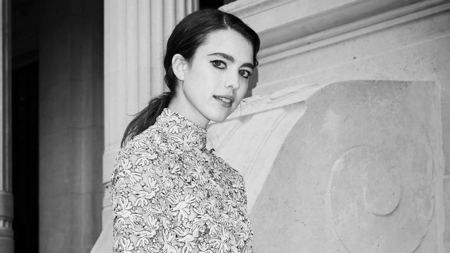 Margaret Qualley | &#x397; chic &#x3B5;&#x3BC;&#x3C6;&#x3AC;&#x3BD;&#x3B9;&#x3C3;&#x3B7; &#x3C4;&#x3B7;&#x3C2; &#x3C3;&#x3C4;&#x3BF; &#x3B4;&#x3B5;&#x3AF;&#x3C0;&#x3BD;&#x3BF; &#x3C4;&#x3B7;&#x3C2; Chanel