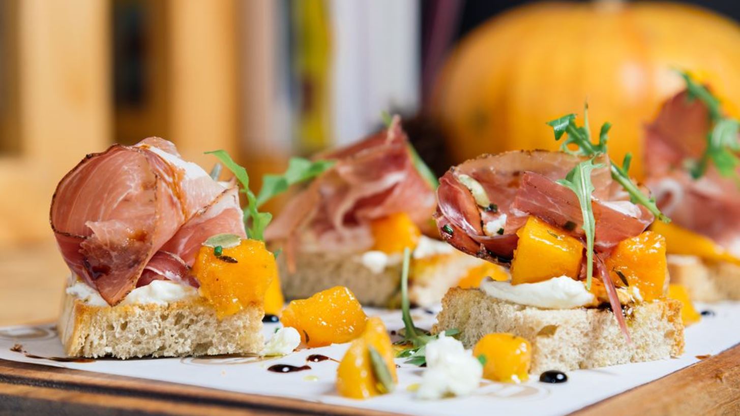 #Tidbits *: New Chef