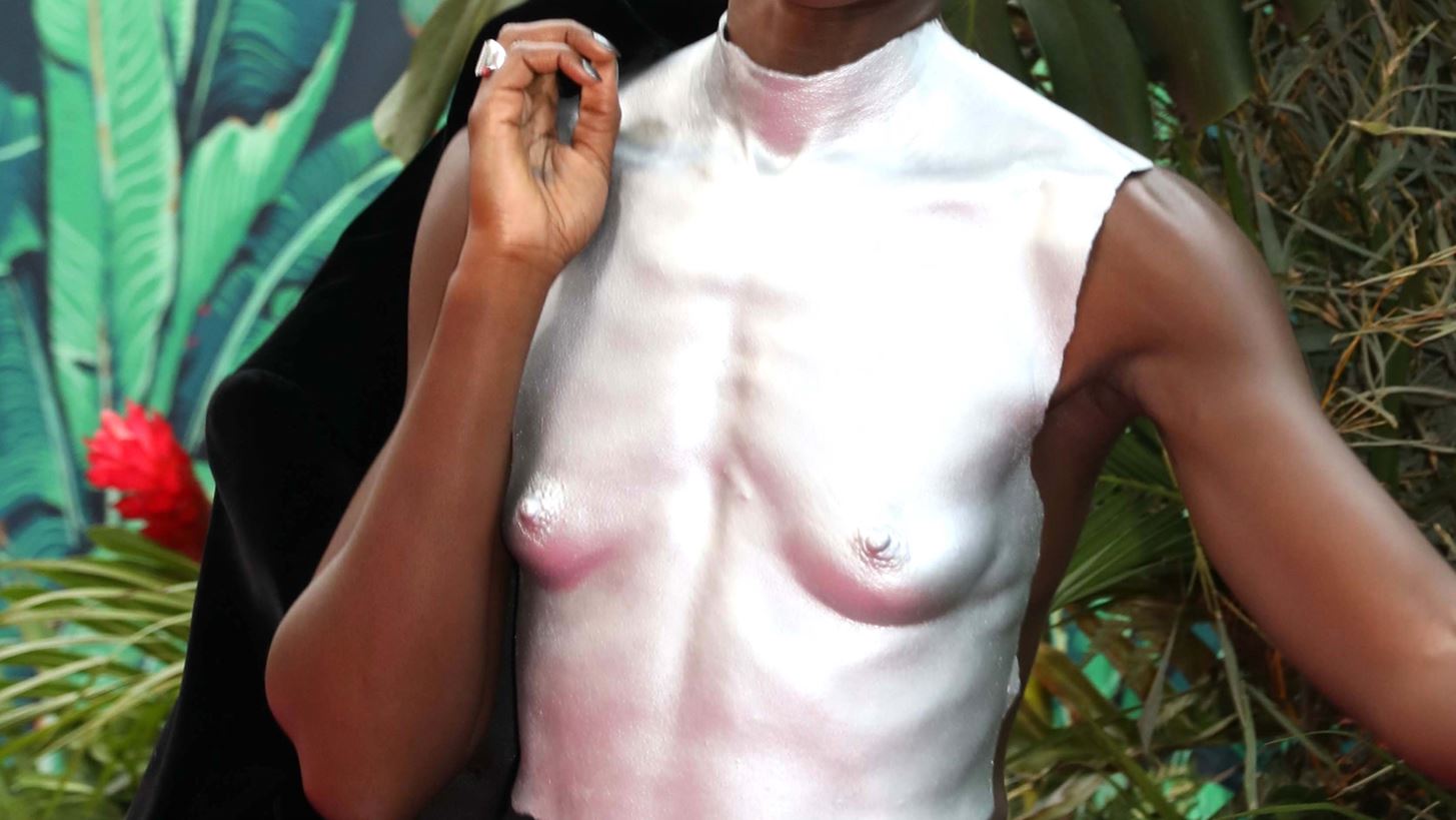 Tony Awards | &#x397; &#x3C4;&#x3BF;&#x3BB;&#x3BC;&#x3B7;&#x3C1;&#x3AE; &#x3B5;&#x3BC;&#x3C6;&#x3AC;&#x3BD;&#x3B9;&#x3C3;&#x3B7; &#x3C4;&#x3B7;&#x3C2; Lupita Nyong&#x27;o