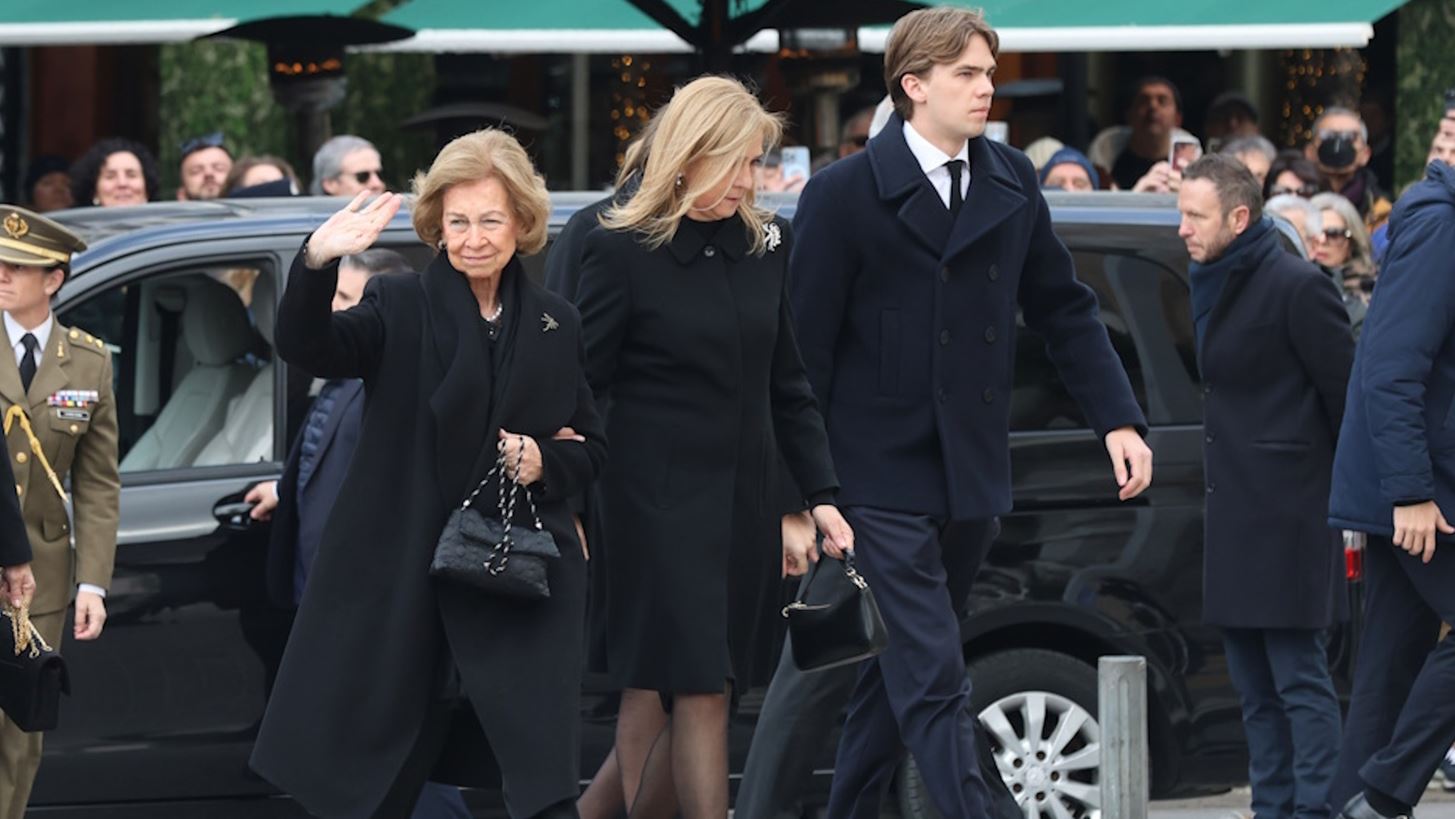 Το τελευταίο αντίο στην Ειρήνη | Οι αφίξεις στη Μητρόπολη Αθηνών