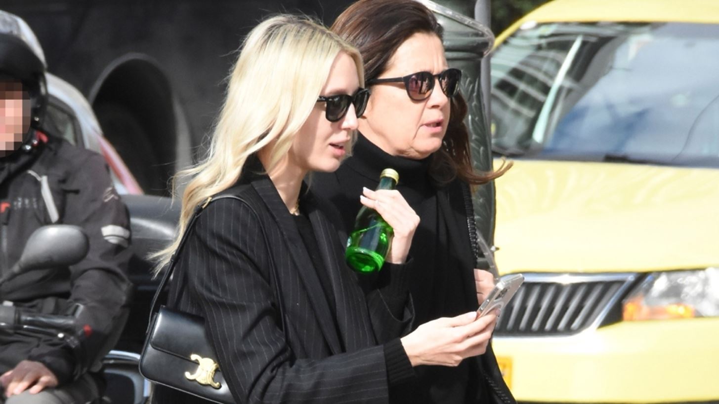 &#x3A4;&#x3B1; looks &#x3C4;&#x3C9;&#x3BD; Marie Chantal, &#x39C;&#x3B1;&#x3C1;&#x3AF;&#x3B1;&#x3C2; &#x39F;&#x3BB;&#x3C5;&#x3BC;&#x3C0;&#x3AF;&#x3B1;&#x3C2; &#x393;&#x3BB;&#x3AF;&#x3BE;&#x3BC;&#x3C0;&#x3BF;&#x3C5;&#x3C1;&#x3B3;&#x3BA; &#x3BA;&#x3B1;&#x3B9; &#x3A4;&#x3B1;&#x3C4;&#x3B9;&#x3AC;&#x3BD;&#x3B1;&#x3C2; &#x39C;&#x3C0;&#x3BB;&#x3AC;&#x3C4;&#x3BD;&#x3B9;&#x3BA; &#x3B1;&#x3C0;&#x3CC; &#x3C4;&#x3B7; &#x3B2;&#x3CC;&#x3BB;&#x3C4;&#x3B1; &#x3C4;&#x3BF;&#x3C5;&#x3C2; &#x3C3;&#x3C4;&#x3BF; &#x3BA;&#x3AD;&#x3BD;&#x3C4;&#x3C1;&#x3BF; &#x3C4;&#x3B7;&#x3C2; &#x391;&#x3B8;&#x3AE;&#x3BD;&#x3B1;&#x3C2;