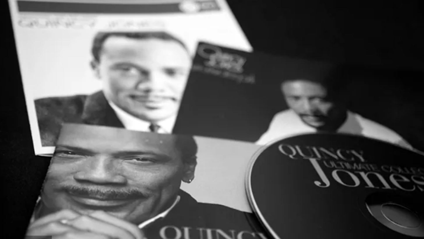 &#x3A0;&#x3AD;&#x3B8;&#x3B1;&#x3BD;&#x3B5; &#x3BF; &#x3C0;&#x3BF;&#x3BB;&#x3C5;&#x3B2;&#x3C1;&#x3B1;&#x3B2;&#x3B5;&#x3C5;&#x3BC;&#x3AD;&#x3BD;&#x3BF;&#x3C2; &#x3BC;&#x3BF;&#x3C5;&#x3C3;&#x3B9;&#x3BA;&#x3CC;&#x3C2; Quincy Jones