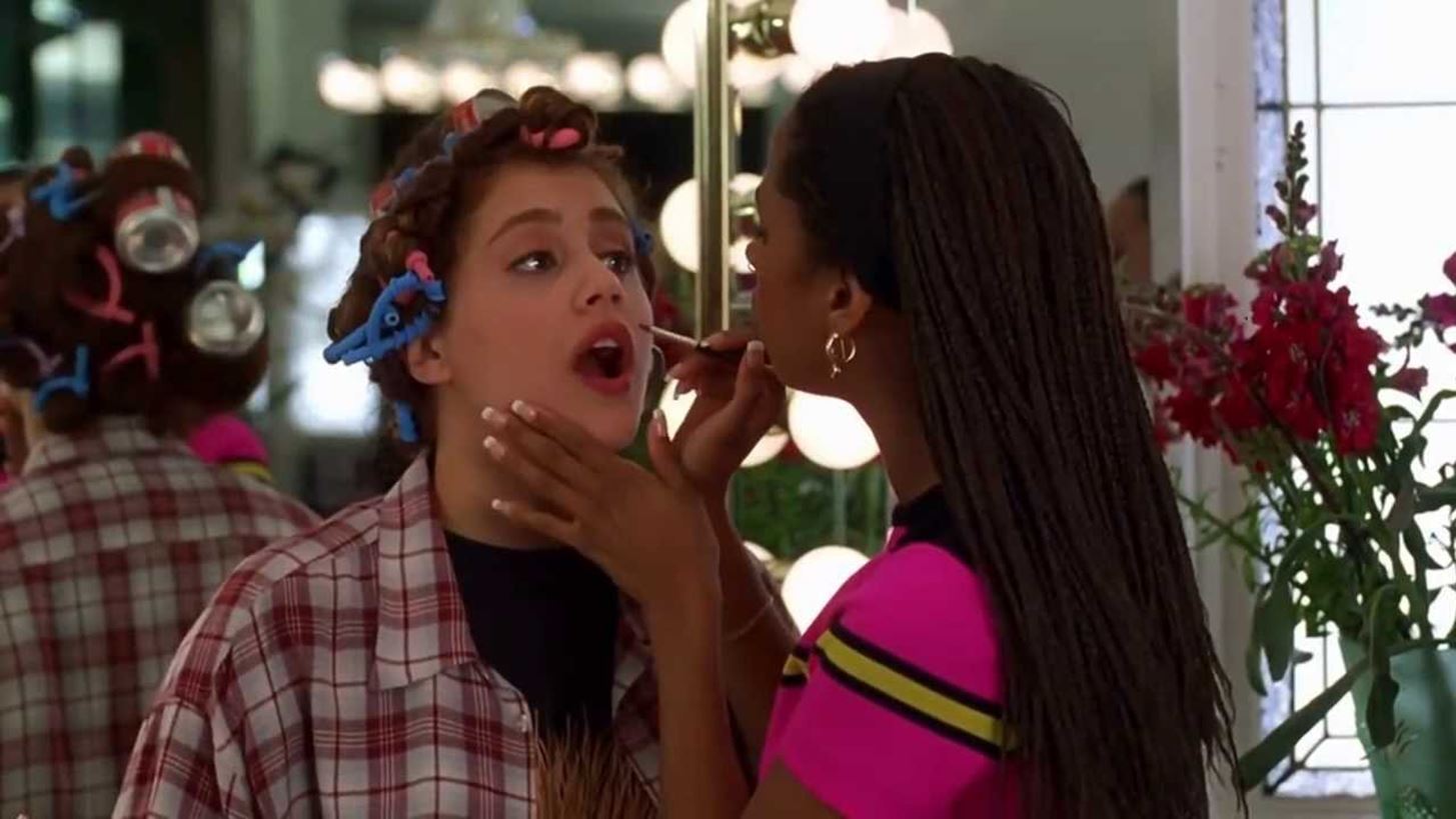 &#x3A4;&#x3BF; reboot &#x3C4;&#x3BF;&#x3C5; Clueless &#x3B8;&#x3B1; &#x3B5;&#x3AF;&#x3BD;&#x3B1;&#x3B9; &#x3B3;&#x3B9;&#x3B1; &#x3C4;&#x3B7;&#x3BD; &#x3BA;&#x3B1;&#x3BB;&#x3CD;&#x3C4;&#x3B5;&#x3C1;&#x3B7; &#x3C6;&#x3AF;&#x3BB;&#x3B7; &#x3C4;&#x3B7;&#x3C2; Cher, Dionne