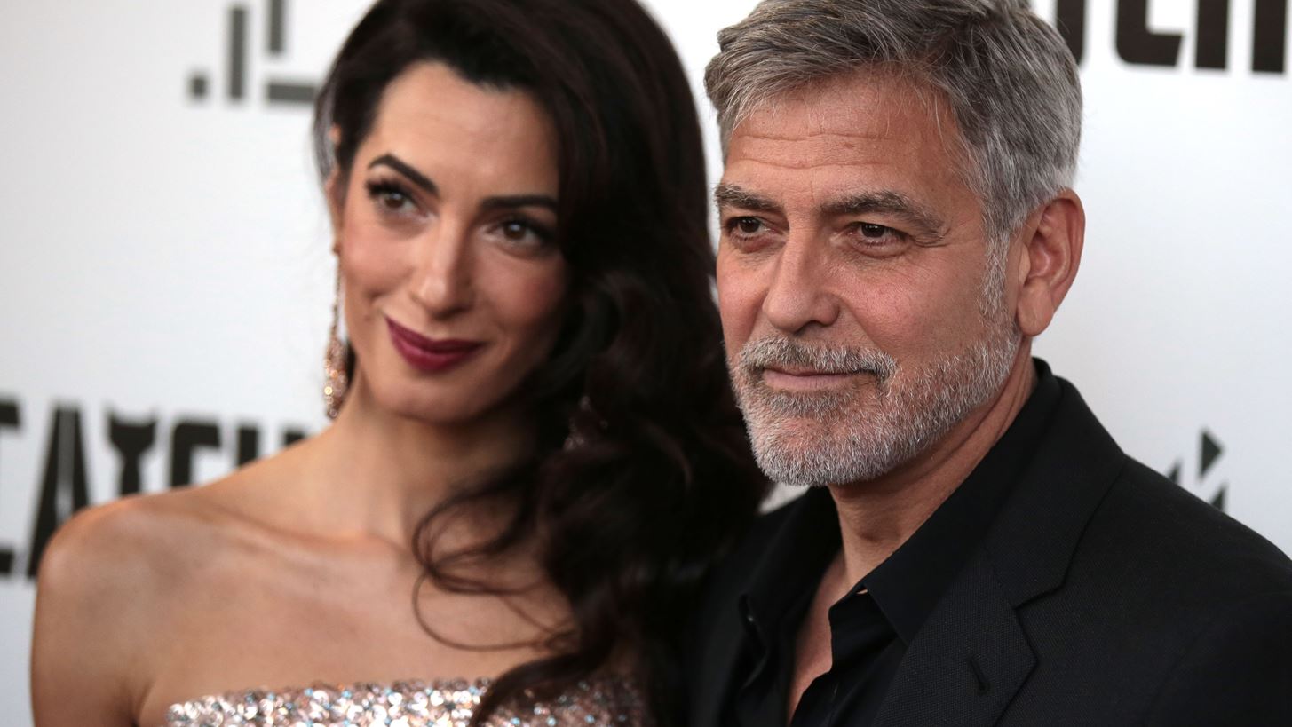 &#x38C;&#x3C4;&#x3B1;&#x3BD; &#x3BF; George Clooney &#x3B4;&#x3BF;&#x3CD;&#x3BB;&#x3B5;&#x3C5;&#x3B5; &#x3C9;&#x3C2; &#x3C0;&#x3C9;&#x3BB;&#x3B7;&#x3C4;&#x3AE;&#x3C2; &#x3BA;&#x3BF;&#x3C3;&#x3C4;&#x3BF;&#x3C5;&#x3BC;&#x3B9;&#x3CE;&#x3BD;