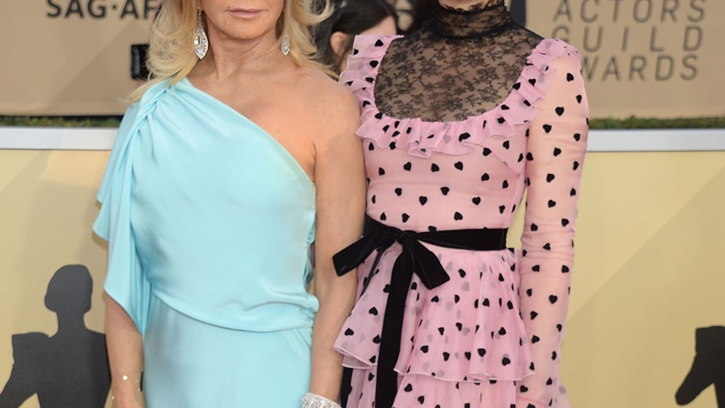 H Kate Hudson &#x3B5;&#x3CD;&#x3C7;&#x3B5;&#x3C4;&#x3B1;&#x3B9; &#x3C3;&#x3C4;&#x3B7; &#x3BC;&#x3B7;&#x3C4;&#x3AD;&#x3C1;&#x3B1; &#x3C4;&#x3B7;&#x3C2; Goldie Hawn &#x3B3;&#x3B9;&#x3B1; &#x3C4;&#x3B1; &#x3B3;&#x3B5;&#x3BD;&#x3AD;&#x3B8;&#x3BB;&#x3B9;&#x3AC; &#x3C4;&#x3B7;&#x3C2;