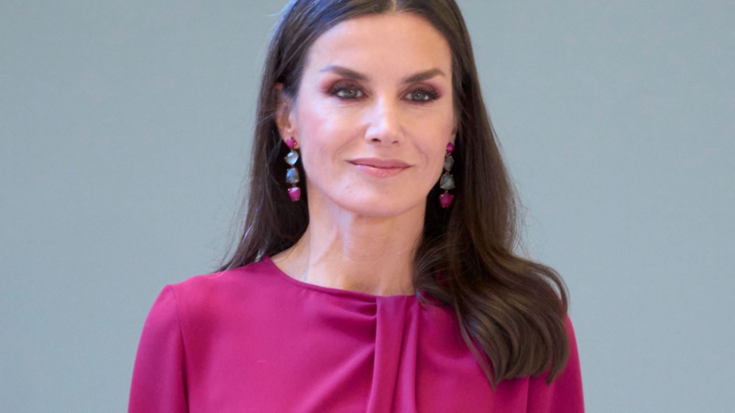 &#x397; B&#x3B1;&#x3C3;&#x3AF;&#x3BB;&#x3B9;&#x3C3;&#x3C3;&#x3B1; Letizia &#x3AD;&#x3BA;&#x3B1;&#x3BD;&#x3B5; &#x3C4;&#x3BF; &#x3C0;&#x3B9;&#x3BF; &#x3BA;&#x3BF;&#x3BC;&#x3C8;&#x3CC; &#x3C7;&#x3C4;&#x3AD;&#x3BD;&#x3B9;&#x3C3;&#x3BC;&#x3B1; &#x3C4;&#x3B7;&#x3C2; &#x3C6;&#x3B5;&#x3C4;&#x3B9;&#x3BD;&#x3AE;&#x3C2; &#x3AC;&#x3BD;&#x3BF;&#x3B9;&#x3BE;&#x3B7;&#x3C2;, &#x3C0;&#x3BF;&#x3C5; &#x3BA;&#x3BF;&#x3BB;&#x3B1;&#x3BA;&#x3B5;&#x3CD;&#x3B5;&#x3B9; &#x3BA;&#x3AC;&#x3B8;&#x3B5; &#x3B3;&#x3C5;&#x3BD;&#x3B1;&#x3AF;&#x3BA;&#x3B1; &#x3AC;&#x3BD;&#x3C9; &#x3C4;&#x3C9;&#x3BD; 50