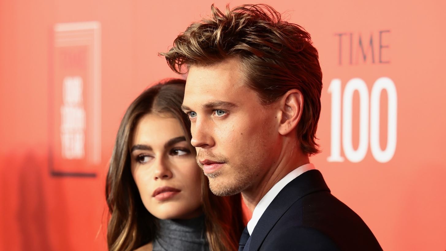 Kaia Gerber | &#x39E;&#x3B1;&#x3BD;&#x3AC; &#x3B5;&#x3C1;&#x3C9;&#x3C4;&#x3B5;&#x3C5;&#x3BC;&#x3AD;&#x3BD;&#x3B7; &#x3BC;&#x3B5;&#x3C4;&#x3AC; &#x3C4;&#x3BF;&#x3BD; &#x3C7;&#x3C9;&#x3C1;&#x3B9;&#x3C3;&#x3BC;&#x3CC; &#x3B1;&#x3C0;&#x3CC; &#x3C4;&#x3BF;&#x3BD; Austin Butler
