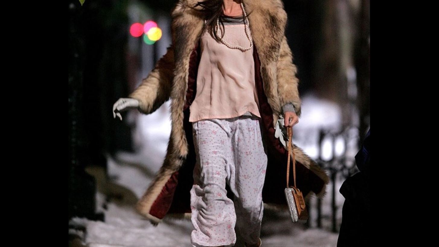 &#x397; Sarah Jessica Parker &#x3BC;&#x3CC;&#x3BB;&#x3B9;&#x3C2; &#x3BB;&#x3AC;&#x3BD;&#x3C3;&#x3B1;&#x3C1;&#x3B5; &#x3C4;&#x3BF; &#x3C0;&#x3B9;&#x3BF; iconic &#x3B6;&#x3B5;&#x3C5;&#x3B3;&#x3AC;&#x3C1;&#x3B9; &#x3C0;&#x3B1;&#x3C0;&#x3BF;&#x3C5;&#x3C4;&#x3C3;&#x3B9;&#x3CE;&#x3BD; &#x3BC;&#x3B5; &#x3AD;&#x3BC;&#x3C0;&#x3BD;&#x3B5;&#x3C5;&#x3C3;&#x3B7; &#x3B1;&#x3C0;&#x3CC; &#x3C4;&#x3BF; Sex and the City