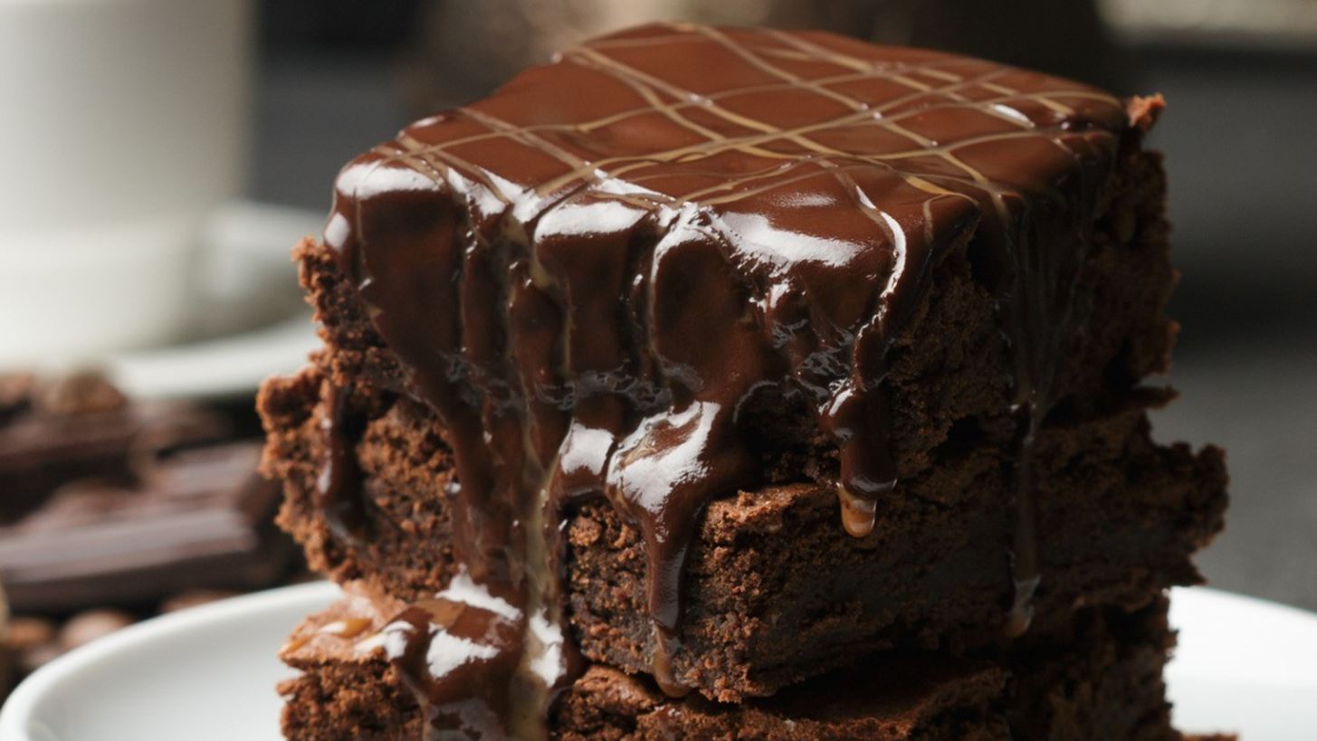 Υγιεινά γλυκά με σοκολάτα: 40 συνταγές με λίγες θερμίδες για να δοκιμάσουμε όσο μένουμε σπίτι