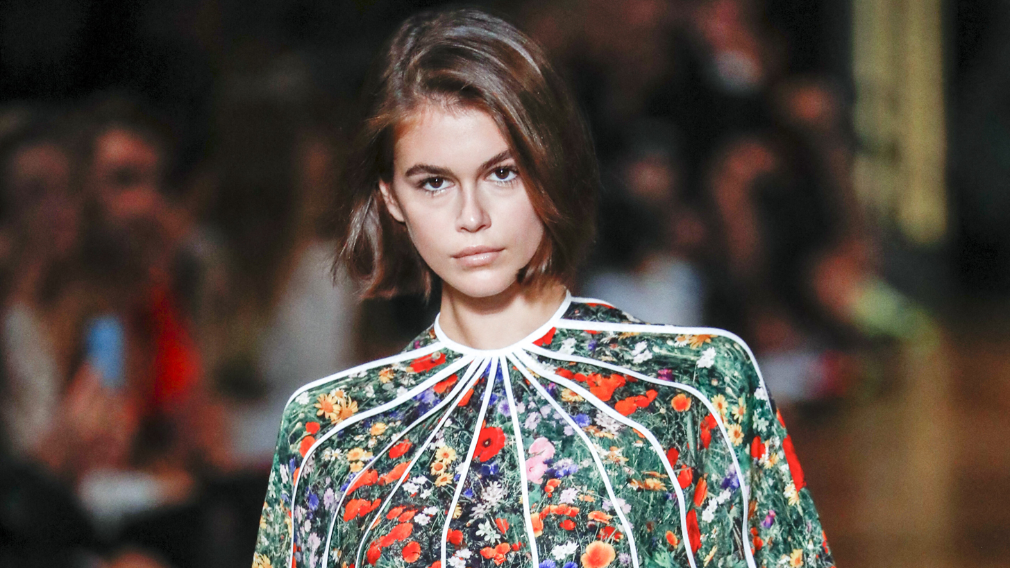 Kaia Gerber | &#x395;&#x3BE;&#x3B1;&#x3C3;&#x3C6;&#x3AC;&#x3BB;&#x3B9;&#x3C3;&#x3B5; &#x3C4;&#x3BF;&#x3BD; &#x3C0;&#x3C1;&#x3CE;&#x3C4;&#x3BF; &#x3C4;&#x3B7;&#x3BB;&#x3B5;&#x3BF;&#x3C0;&#x3C4;&#x3B9;&#x3BA;&#x3CC; &#x3C1;&#x3CC;&#x3BB;&#x3BF; &#x3C4;&#x3B7;&#x3C2;