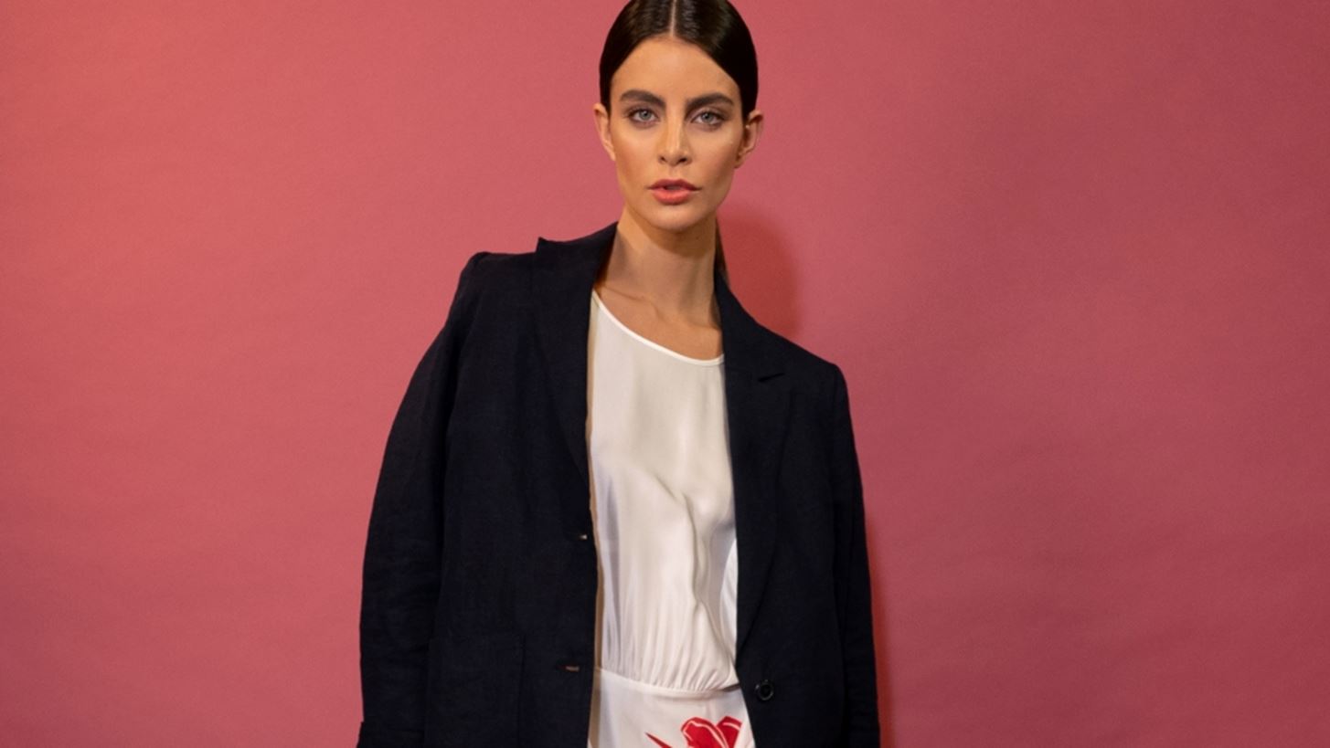 &#x3A4;&#x3BF; &#x3B9;&#x3B4;&#x3B1;&#x3BD;&#x3B9;&#x3BA;&#x3CC; preppy style look &#x3B3;&#x3B9;&#x3B1; &#x3AD;&#x3BD;&#x3B1; date night &#x3BC;&#x3B5; &#x3BA;&#x3BF;&#x3BC;&#x3BC;&#x3AC;&#x3C4;&#x3B9;&#x3B1; Tommy Hilfiger