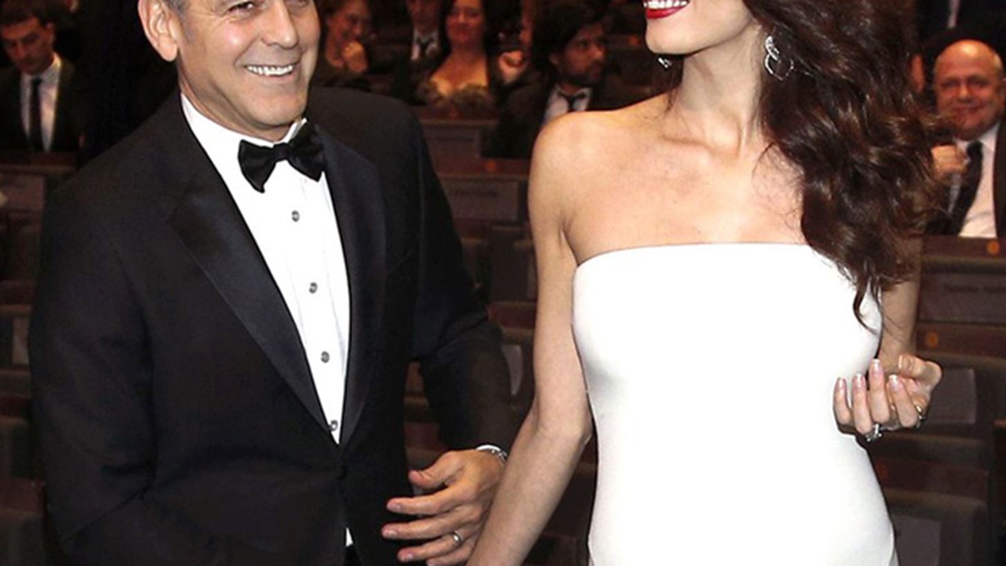 George Clooney: &#x391;&#x3C0;&#x3BF;&#x3BA;&#x3AC;&#x3BB;&#x3C5;&#x3C8;&#x3B5; &#x3C0;&#x3C9;&#x3C2; &#x3B7; Amal &#x3AD;&#x3C7;&#x3B5;&#x3B9; &#x3C0;&#x3AD;&#x3C3;&#x3B5;&#x3B9; &#x3B8;&#x3CD;&#x3BC;&#x3B1; &#x3C3;&#x3B5;&#x3BE;&#x3BF;&#x3C5;&#x3B1;&#x3BB;&#x3B9;&#x3BA;&#x3AE;&#x3C2; &#x3C0;&#x3B1;&#x3C1;&#x3B5;&#x3BD;&#x3CC;&#x3C7;&#x3BB;&#x3B7;&#x3C3;&#x3B7;&#x3C2;!