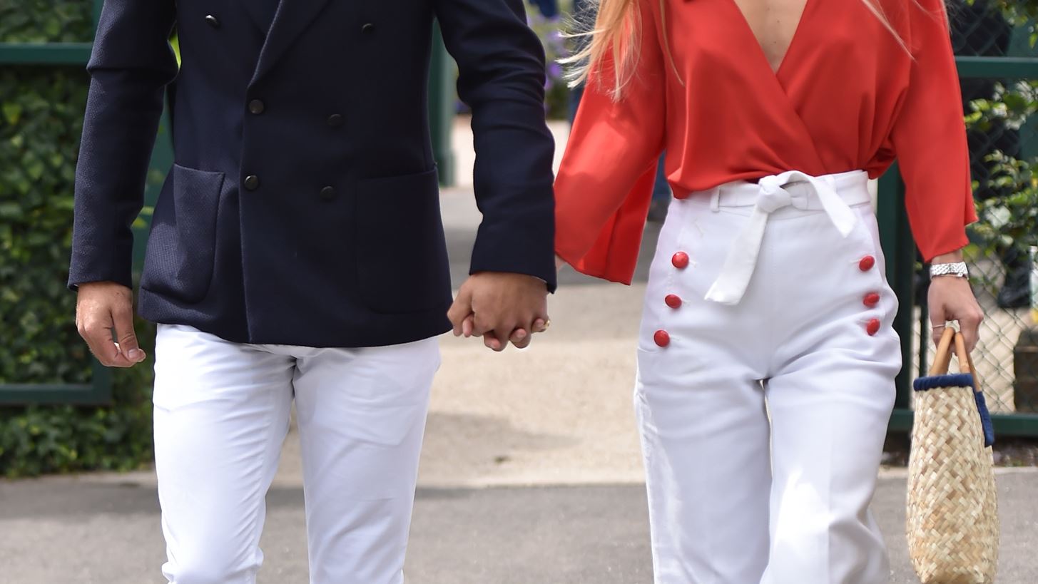 &#x39F; James Middleton &#x3B3;&#x3B9;&#x3BF;&#x3C1;&#x3C4;&#x3AC;&#x3B6;&#x3B5;&#x3B9; &#x3C4;&#x3B7;&#x3BD; &#x3B5;&#x3C0;&#x3AD;&#x3C4;&#x3B5;&#x3B9;&#x3CC; &#x3C4;&#x3BF;&#x3C5; &#x3BC;&#x3B5; &#x3C4;&#x3B7;&#x3BD; Alizee Thevenet
