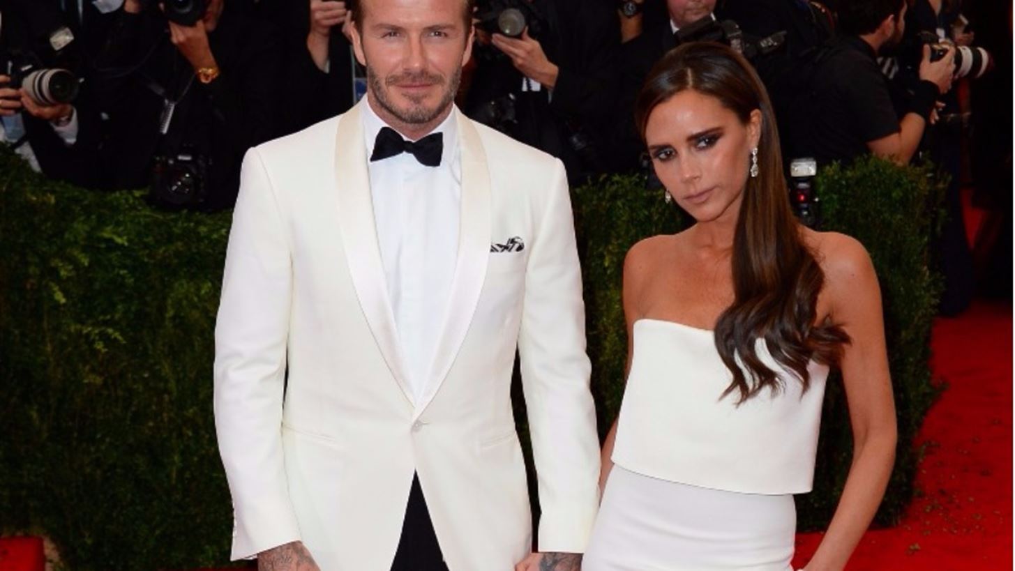 &#x39F;&#x3B9; Beckhams &#x3B3;&#x3B9;&#x3CC;&#x3C1;&#x3C4;&#x3B1;&#x3C3;&#x3B1;&#x3BD; &#x3C4;&#x3B1; &#x3B3;&#x3B5;&#x3BD;&#x3AD;&#x3B8;&#x3BB;&#x3B9;&#x3B1; &#x3C4;&#x3B7;&#x3C2; &#x3BA;&#x3CC;&#x3C1;&#x3B7;&#x3C2; &#x3C4;&#x3BF;&#x3C5;&#x3C2; &#x3BC;&#x3B5; &#x3C4;&#x3BF;&#x3BD; &#x3C0;&#x3B9;&#x3BF; &#x3C0;&#x3B1;&#x3C1;&#x3B1;&#x3BC;&#x3C5;&#x3B8;&#x3AD;&#x3BD;&#x3B9;&#x3BF; &#x3C4;&#x3C1;&#x3CC;&#x3C0;&#x3BF;