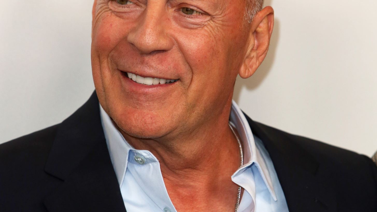 Bruce Willis | &#x395;&#x3C0;&#x3B9;&#x3C3;&#x3BA;&#x3AD;&#x3C6;&#x3C4;&#x3B7;&#x3BA;&#x3B5; &#x3C4;&#x3BF; &#x3BA;&#x3C4;&#x3AF;&#x3C1;&#x3B9;&#x3BF; &#x3CC;&#x3C0;&#x3BF;&#x3C5; &#x3B5;&#x3AF;&#x3C7;&#x3B5; &#x3B3;&#x3C5;&#x3C1;&#x3B9;&#x3C3;&#x3C4;&#x3B5;&#x3AF; &#x3C4;&#x3BF; &#x27;Die Hard&#x27; &#x3B3;&#x3B9;&#x3B1; &#x3C4;&#x3B7;&#x3BD; 34&#x3B7; &#x3B5;&#x3C0;&#x3AD;&#x3C4;&#x3B5;&#x3B9;&#x3BF; &#x3C4;&#x3B7;&#x3C2; &#x3C4;&#x3B1;&#x3B9;&#x3BD;&#x3AF;&#x3B1;&#x3C2;