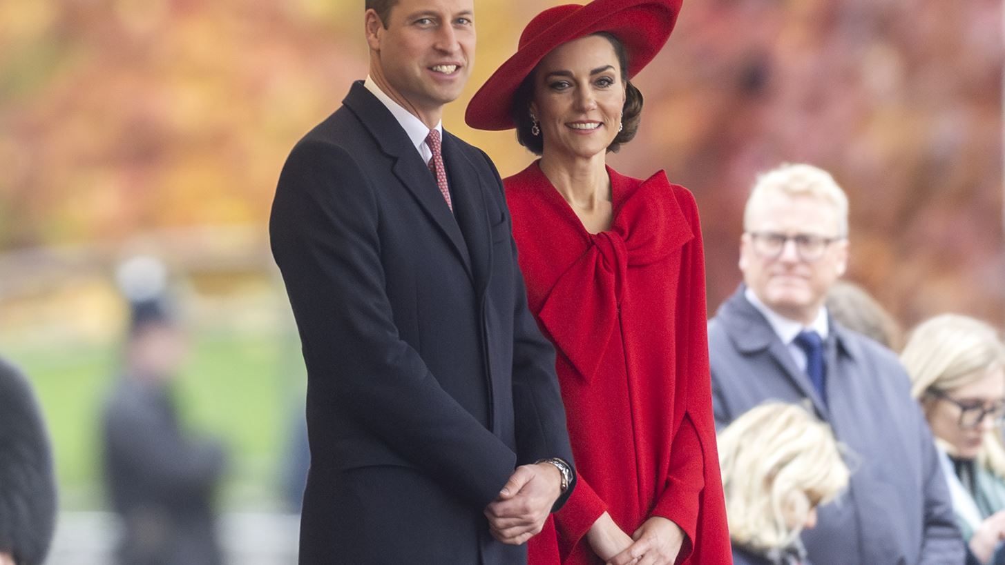 Kate Middleton &#x3BA;&#x3B1;&#x3B9; &#x3C0;&#x3C1;&#x3AF;&#x3B3;&#x3BA;&#x3B9;&#x3C0;&#x3B1;&#x3C2; William &#x3C3;&#x3B5; &#x3B9;&#x3C3;&#x3C7;&#x3C5;&#x3C1;&#x3AE; &#x3B4;&#x3B9;&#x3B1;&#x3C6;&#x3C9;&#x3BD;&#x3AF;&#x3B1; &#x3B3;&#x3B9;&#x3B1; &#x3C4;&#x3BF;&#x3BD;... &#x3C0;&#x3C1;&#x3AF;&#x3B3;&#x3BA;&#x3B9;&#x3C0;&#x3B1; Harry