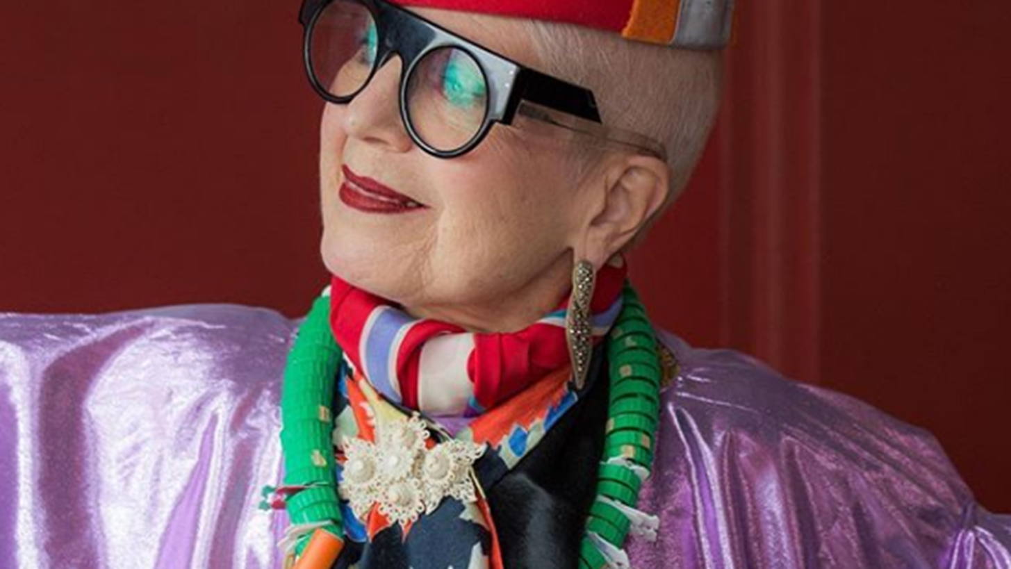 Debra Rapoport | &#x388;&#x3BD;&#x3B1; &#x3C3;&#x3CD;&#x3B3;&#x3C7;&#x3C1;&#x3BF;&#x3BD;&#x3BF; fashion icon &#x3B5;&#x3C4;&#x3CE;&#x3BD; 70 &#x3C0;&#x3C1;&#x3C9;&#x3C4;&#x3B1;&#x3B3;&#x3C9;&#x3BD;&#x3B9;&#x3C3;&#x3C4;&#x3B5;&#x3AF; &#x3C3;&#x3C4;&#x3B7;&#x3BD; &#x3B5;&#x3BF;&#x3C1;&#x3C4;&#x3B1;&#x3C3;&#x3C4;&#x3B9;&#x3BA;&#x3AE; &#x3BA;&#x3B1;&#x3BC;&#x3C0;&#x3AC;&#x3BD;&#x3B9;&#x3B1; &#x3C4;&#x3C9;&#x3BD; H&amp;M