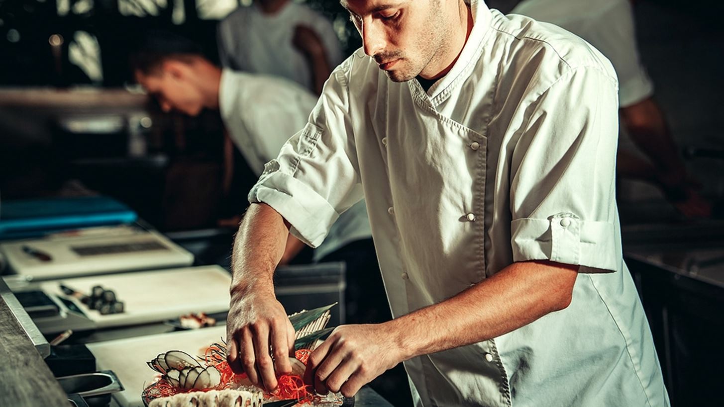 &#x3A0;&#x3BF;&#x3B9;&#x3B1; &#x3C6;&#x3B1;&#x3B3;&#x3B7;&#x3C4;&#x3AC; &#x3C7;&#x3C1;&#x3C5;&#x3C3;&#x3BF;&#x3C0;&#x3BB;&#x3B7;&#x3C1;&#x3CE;&#x3BD;&#x3B5;&#x3B9;&#x3C2; &#x3C3;&#x3C4;&#x3B1; &#x3B5;&#x3C3;&#x3C4;&#x3B9;&#x3B1;&#x3C4;&#x3CC;&#x3C1;&#x3B9;&#x3B1; &#x3C7;&#x3C9;&#x3C1;&#x3AF;&#x3C2; &#x3BD;&#x3B1; &#x3C5;&#x3C0;&#x3AC;&#x3C1;&#x3C7;&#x3B5;&#x3B9; &#x3BB;&#x3CC;&#x3B3;&#x3BF;&#x3C2;