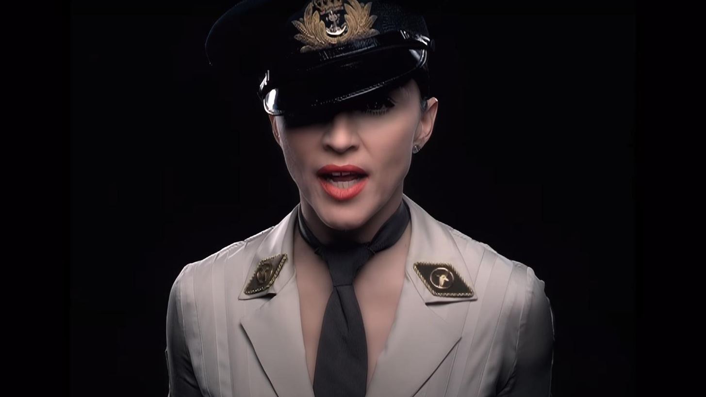 &#x397; Madonna &#x3BA;&#x3C5;&#x3BA;&#x3BB;&#x3BF;&#x3C6;&#x3CC;&#x3C1;&#x3B7;&#x3C3;&#x3B5; 20 &#x3C7;&#x3C1;&#x3CC;&#x3BD;&#x3B9;&#x3B1; &#x3BC;&#x3B5;&#x3C4;&#x3AC; &#x3C4;&#x3BF; &quot;&#x3B1;&#x3C0;&#x3B1;&#x3B3;&#x3BF;&#x3C1;&#x3B5;&#x3C5;&#x3BC;&#x3AD;&#x3BD;&#x3BF;&quot; &#x3B2;&#x3AF;&#x3BD;&#x3C4;&#x3B5;&#x3BF; &#x3BA;&#x3BB;&#x3B9;&#x3C0; &#x3C4;&#x3BF;&#x3C5; &quot;American Life&quot;