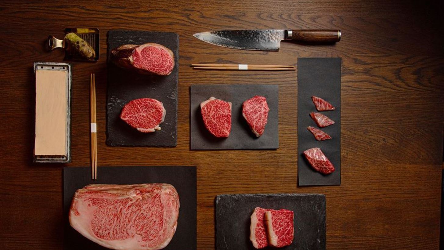 #Tidbits *: Πού θα κάνεις μασάζ στο κρέας σου πριν το γευτείς;