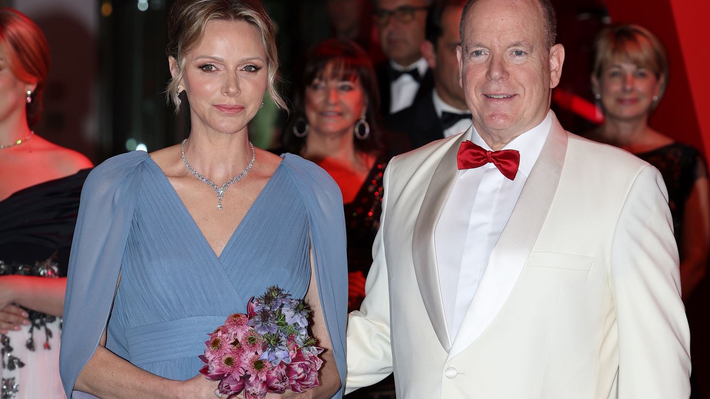 Red Cross 2025 | &#x395;&#x3BD;&#x3C4;&#x3C5;&#x3C0;&#x3C9;&#x3C3;&#x3AF;&#x3B1;&#x3C3;&#x3B1;&#x3BD; &#x3BF;&#x3B9; &#x3B5;&#x3BC;&#x3C6;&#x3B1;&#x3BD;&#x3AF;&#x3C3;&#x3B5;&#x3B9;&#x3C2; &#x3C4;&#x3C9;&#x3BD; royals &#x3C4;&#x3BF;&#x3C5; &#x39C;&#x3BF;&#x3BD;&#x3B1;&#x3BA;&#x3CC; &#x3C3;&#x3C4;&#x3BF; &#x3C6;&#x3B9;&#x3BB;&#x3B1;&#x3BD;&#x3B8;&#x3C1;&#x3C9;&#x3C0;&#x3B9;&#x3BA;&#x3CC; gala