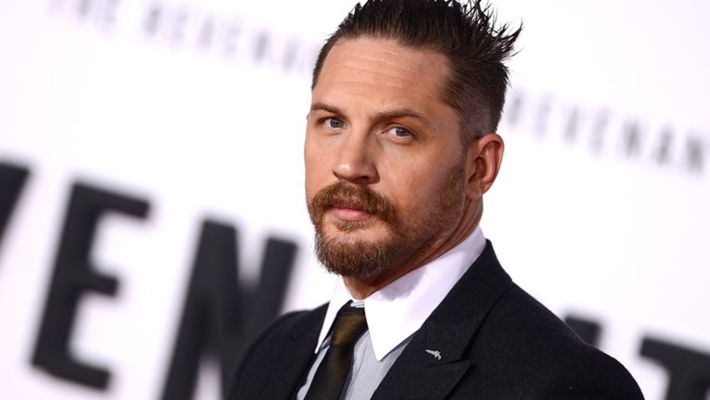 Tom Hardy: &#x3A3;&#x3C5;&#x3B3;&#x3BA;&#x3B5;&#x3BD;&#x3C4;&#x3C1;&#x3CE;&#x3BD;&#x3B5;&#x3B9; &#x3C7;&#x3C1;&#x3AE;&#x3BC;&#x3B1;&#x3C4;&#x3B1; &#x3B3;&#x3B9;&#x3B1; &#x3C4;&#x3B1; &#x3B8;&#x3CD;&#x3BC;&#x3B1;&#x3C4;&#x3B1; &#x3C4;&#x3BF;&#x3C5; Manchester