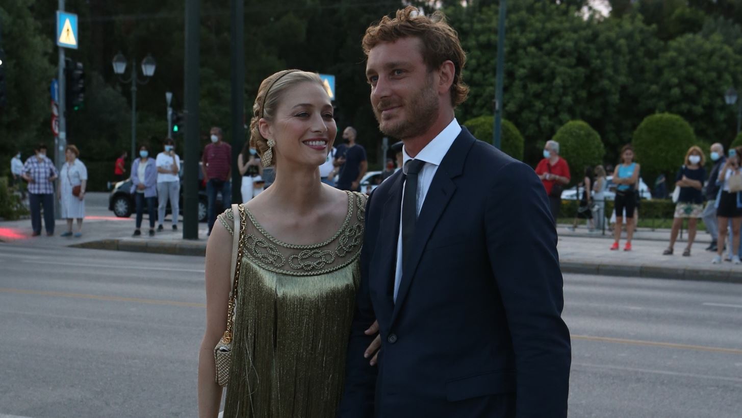 Beatrice Borromeo | &#x3A4;&#x3BF; &#x3C4;&#x3B1;&#x3BE;&#x3AF;&#x3B4;&#x3B9; &#x3C3;&#x3C4;&#x3B7;&#x3BD; &#x395;&#x3BB;&#x3BB;&#x3AC;&#x3B4;&#x3B1; &#x3BB;&#x3AF;&#x3B3;&#x3BF; &#x3C0;&#x3C1;&#x3B9;&#x3BD; &#x3B1;&#x3C0;&#x3CC; &#x3C4;&#x3B7;&#x3BD; &#x3B5;&#x3C0;&#x3AD;&#x3C4;&#x3B5;&#x3B9;&#x3BF; &#x3B3;&#x3AC;&#x3BC;&#x3BF;&#x3C5; &#x3BC;&#x3B5; &#x3C4;&#x3BF;&#x3BD; Pierre Casiraghi