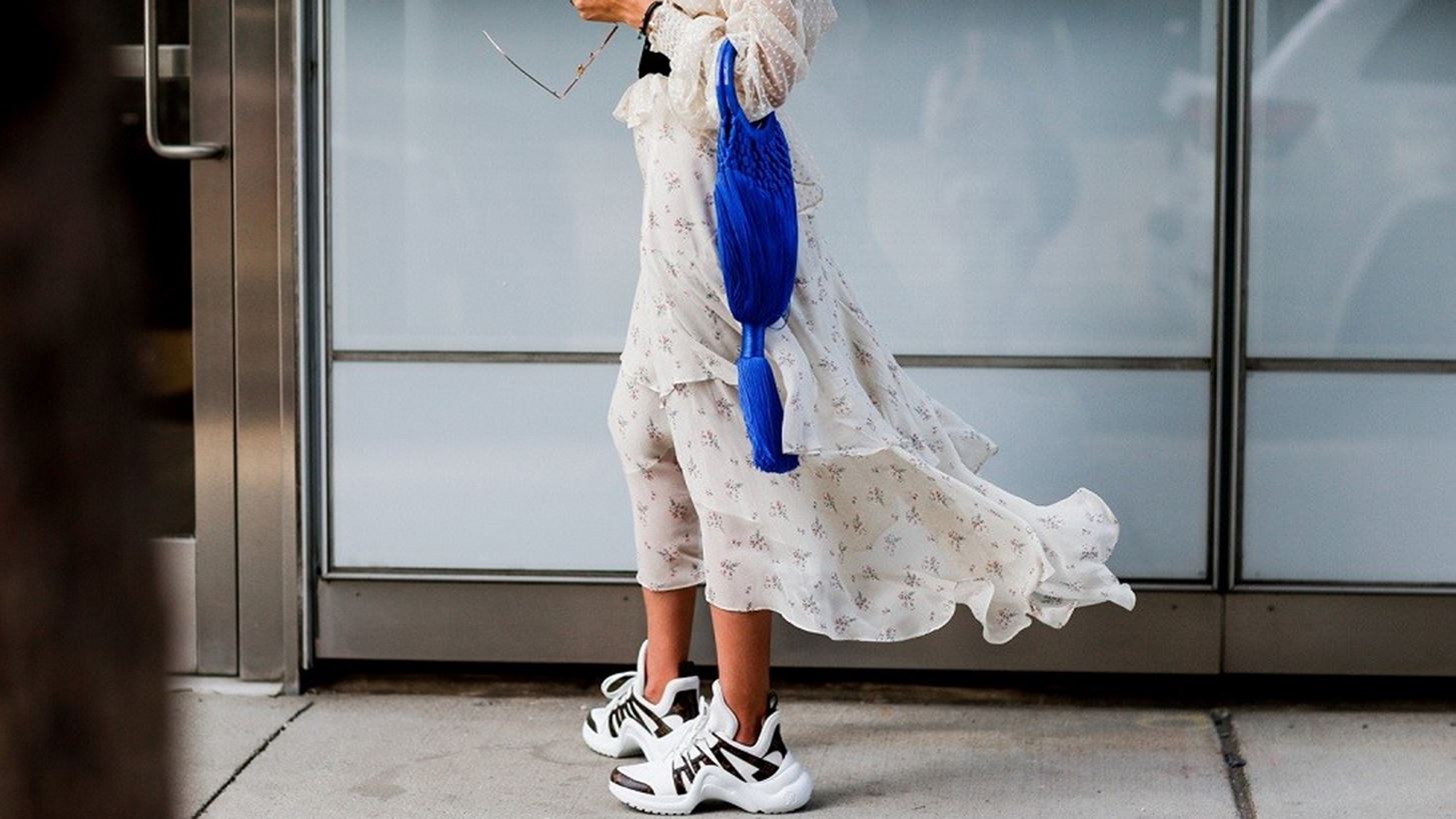 Πώς να φορέσω τα sneakers μου; Μας ρώτησες σου απαντάμε