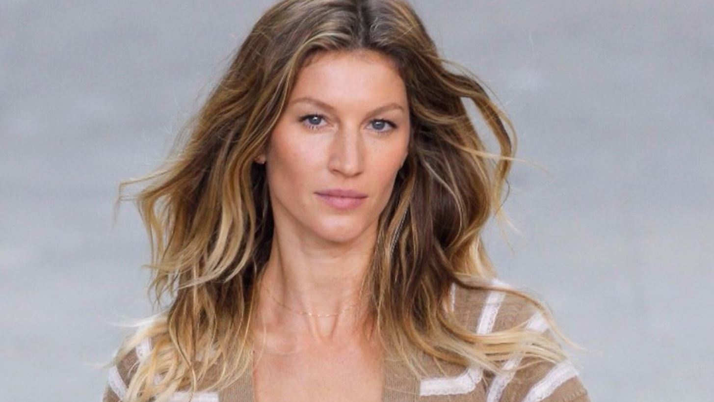 Paula La Croix: &#x3A4;&#x3BF; 16&#x3C7;&#x3C1;&#x3BF;&#x3BD;&#x3BF; &#x3BC;&#x3BF;&#x3BD;&#x3C4;&#x3AD;&#x3BB;&#x3BF; &#x3C0;&#x3BF;&#x3C5; &#x3B5;&#x3AF;&#x3BD;&#x3B1;&#x3B9;... &#x3C3;&#x3C9;&#x3C3;&#x3AF;&#x3B1;&#x3C2; &#x3C4;&#x3B7;&#x3C2; Gisele