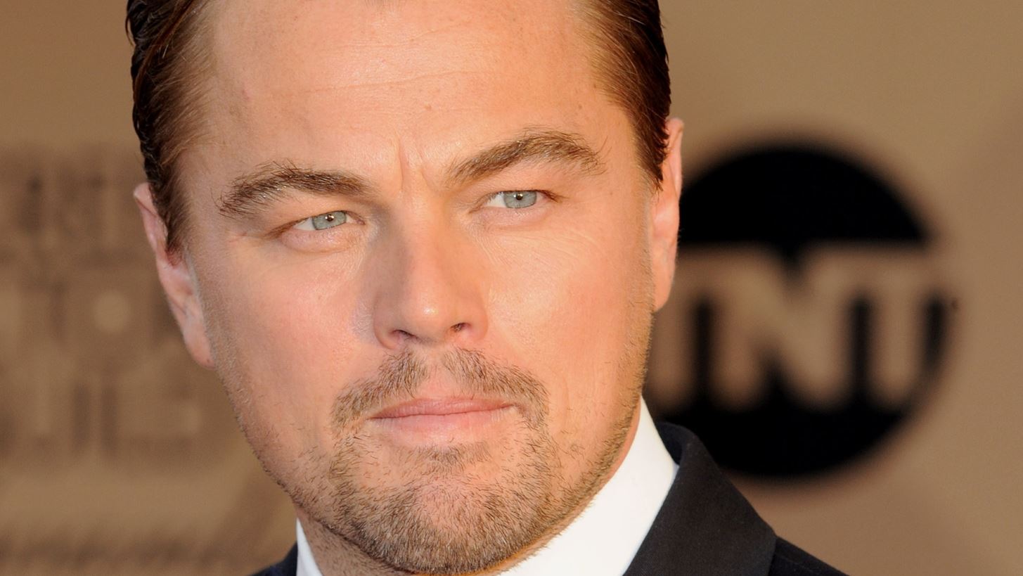 Leonardo DiCaprio | &#x3A4;&#x3B9; &#x3C3;&#x3C5;&#x3BC;&#x3B2;&#x3B1;&#x3AF;&#x3BD;&#x3B5;&#x3B9; &#x3BC;&#x3B5; &#x3C4;&#x3B7;&#x3BD; 26&#x3C7;&#x3C1;&#x3BF;&#x3BD;&#x3B7; &#x3C3;&#x3CD;&#x3BD;&#x3C4;&#x3C1;&#x3BF;&#x3C6;&#x3CC; &#x3C4;&#x3BF;&#x3C5;, Vittoria Ceretti;