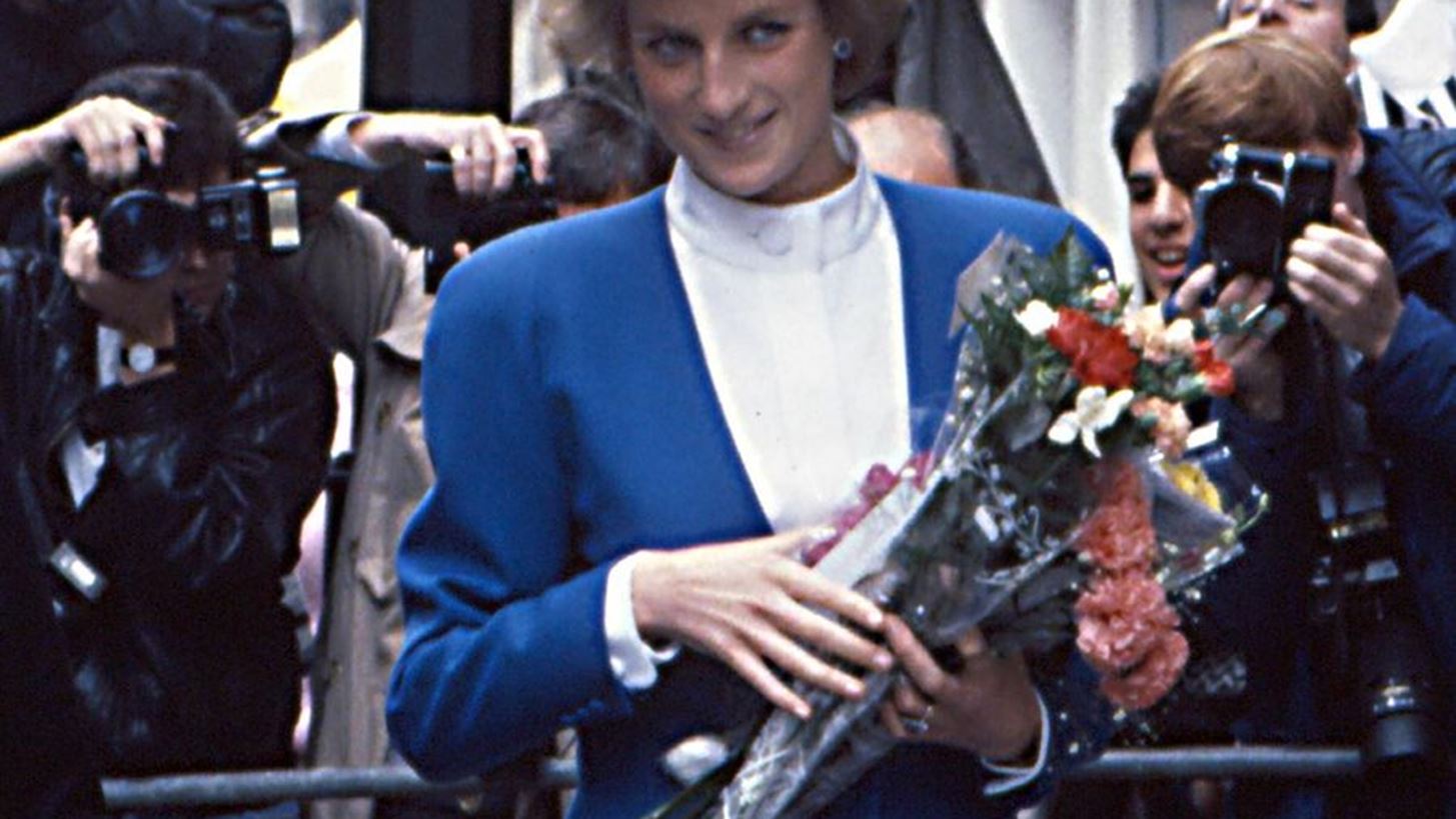 &#x397; &#x3BD;&#x3AD;&#x3B1; &#x3C3;&#x3C5;&#x3BB;&#x3BB;&#x3BF;&#x3B3;&#x3AE; &#x3C4;&#x3BF;&#x3C5; brand Off-White &#x3B8;&#x3B1; &#x3B5;&#x3AF;&#x3BD;&#x3B1;&#x3B9; &#x3B5;&#x3BC;&#x3C0;&#x3BD;&#x3B5;&#x3C5;&#x3C3;&#x3BC;&#x3AD;&#x3BD;&#x3B7; &#x3B1;&#x3C0;&#x3CC; &#x3C4;&#x3B7;&#x3BD; Diana