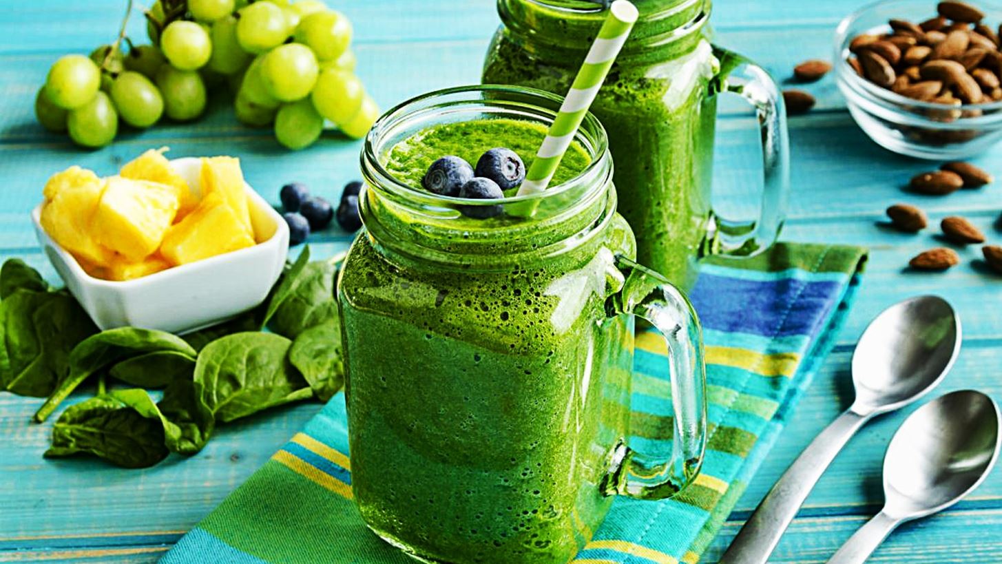 Τα ποτά που θα σου κάψουν το λίπος ενώ κοιμάσαι