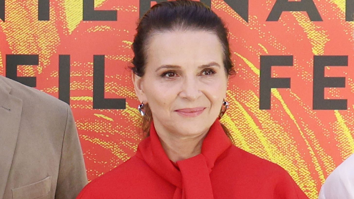 &#x397; Juliette Binoche &#x3B5;&#x3AF;&#x3BD;&#x3B1;&#x3B9; &#x3B7; &#x3BD;&#x3AD;&#x3B1; &#x3C0;&#x3C1;&#x3CC;&#x3B5;&#x3B4;&#x3C1;&#x3BF;&#x3C2; &#x3C4;&#x3B7;&#x3C2; &#x3B5;&#x3C0;&#x3B9;&#x3C4;&#x3C1;&#x3BF;&#x3C0;&#x3AE;&#x3C2; &#x3C4;&#x3BF;&#x3C5; &#x3A6;&#x3B5;&#x3C3;&#x3C4;&#x3B9;&#x3B2;&#x3AC;&#x3BB; &#x39A;&#x3B1;&#x3BD;&#x3BD;&#x3CE;&#x3BD;