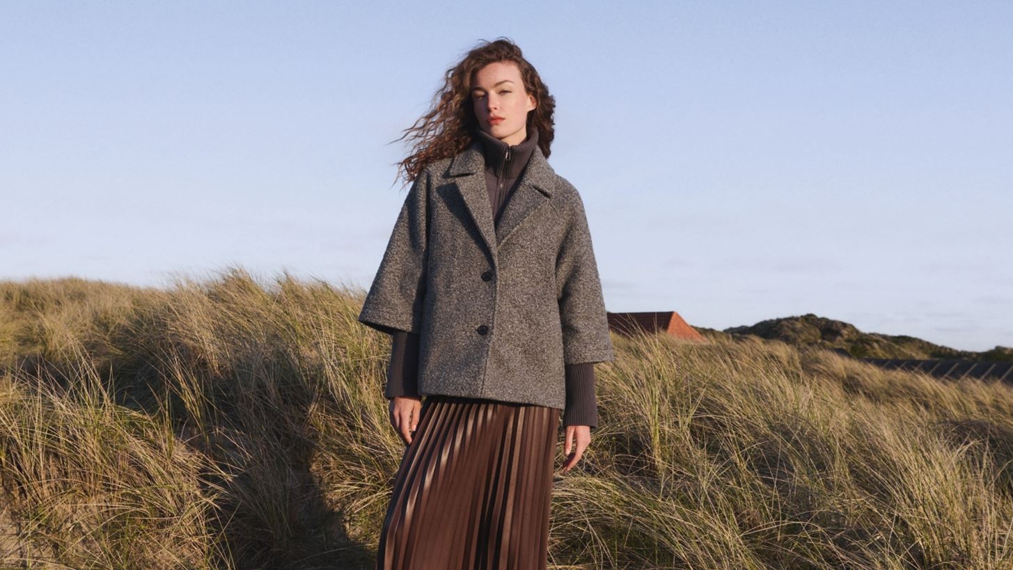 H Tom Tailor &#x3C0;&#x3B1;&#x3C1;&#x3BF;&#x3C5;&#x3C3;&#x3B9;&#x3AC;&#x3B6;&#x3B5;&#x3B9; &#x3C4;&#x3B7; &#x3BD;&#x3AD;&#x3B1; &#x3C3;&#x3C5;&#x3BB;&#x3BB;&#x3BF;&#x3B3;&#x3AE; &#x3A6;&#x3B8;&#x3B9;&#x3BD;&#x3CC;&#x3C0;&#x3C9;&#x3C1;&#x3BF;/&#x3A7;&#x3B5;&#x3B9;&#x3BC;&#x3CE;&#x3BD;&#x3B1;&#x3C2; 2025