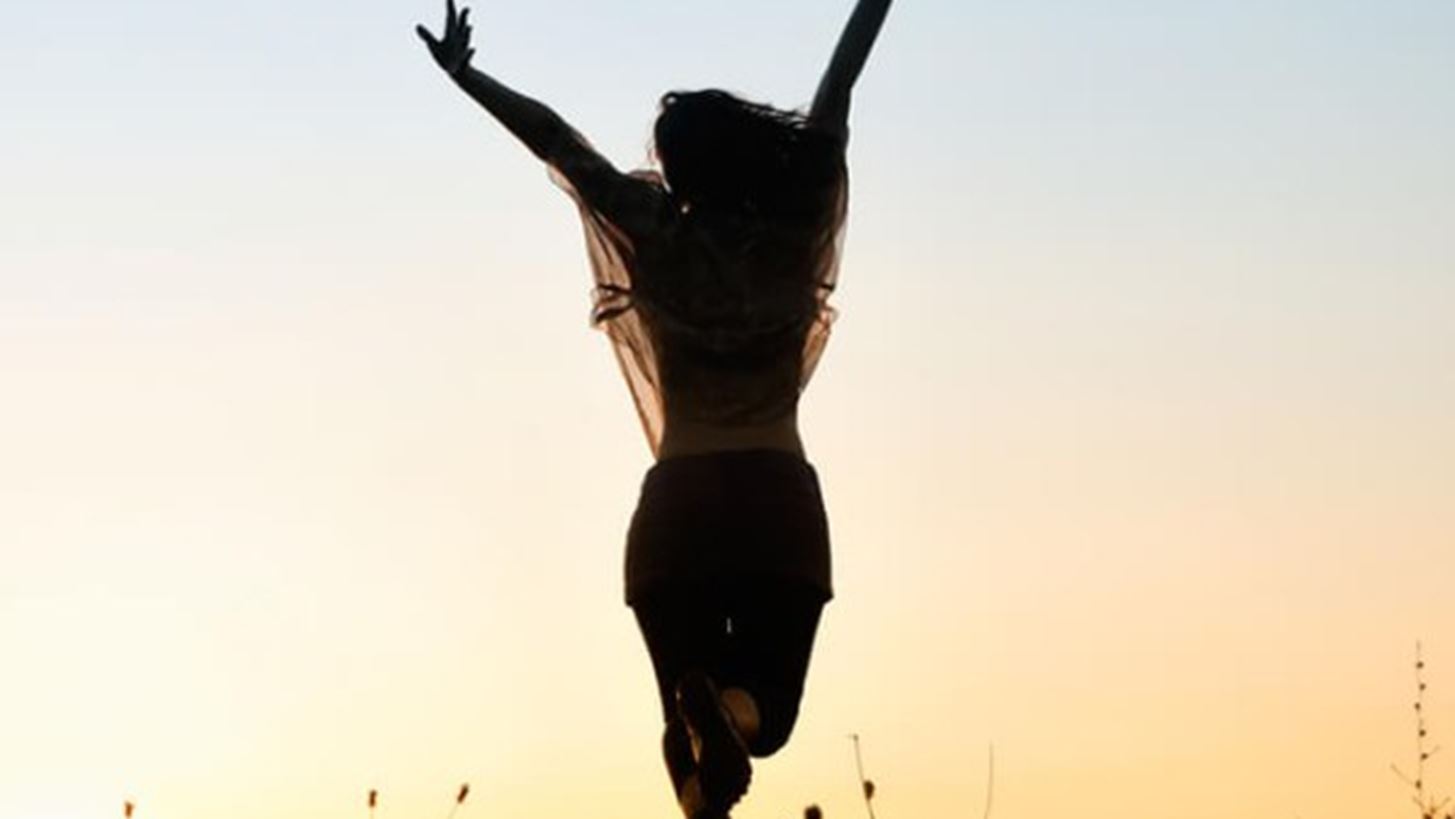 Γέμισε ενέργεια χωρίς καφεΐνη με 5 εναλλακτικούς τρόπους