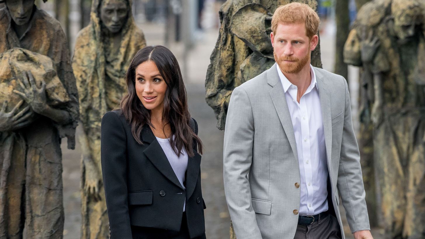Meghan Markle-&#x3A0;&#x3C1;&#x3AF;&#x3B3;&#x3BA;&#x3B9;&#x3C0;&#x3B1;&#x3C2; Harry: 6 &#x3C6;&#x3BF;&#x3C1;&#x3AD;&#x3C2; &#x3C0;&#x3BF;&#x3C5; &#x3C6;&#x3CC;&#x3C1;&#x3B5;&#x3C3;&#x3B1;&#x3BD; &#x3C4;&#x3B1;&#x3B9;&#x3C1;&#x3B9;&#x3B1;&#x3C3;&#x3C4;&#x3AC; outfits