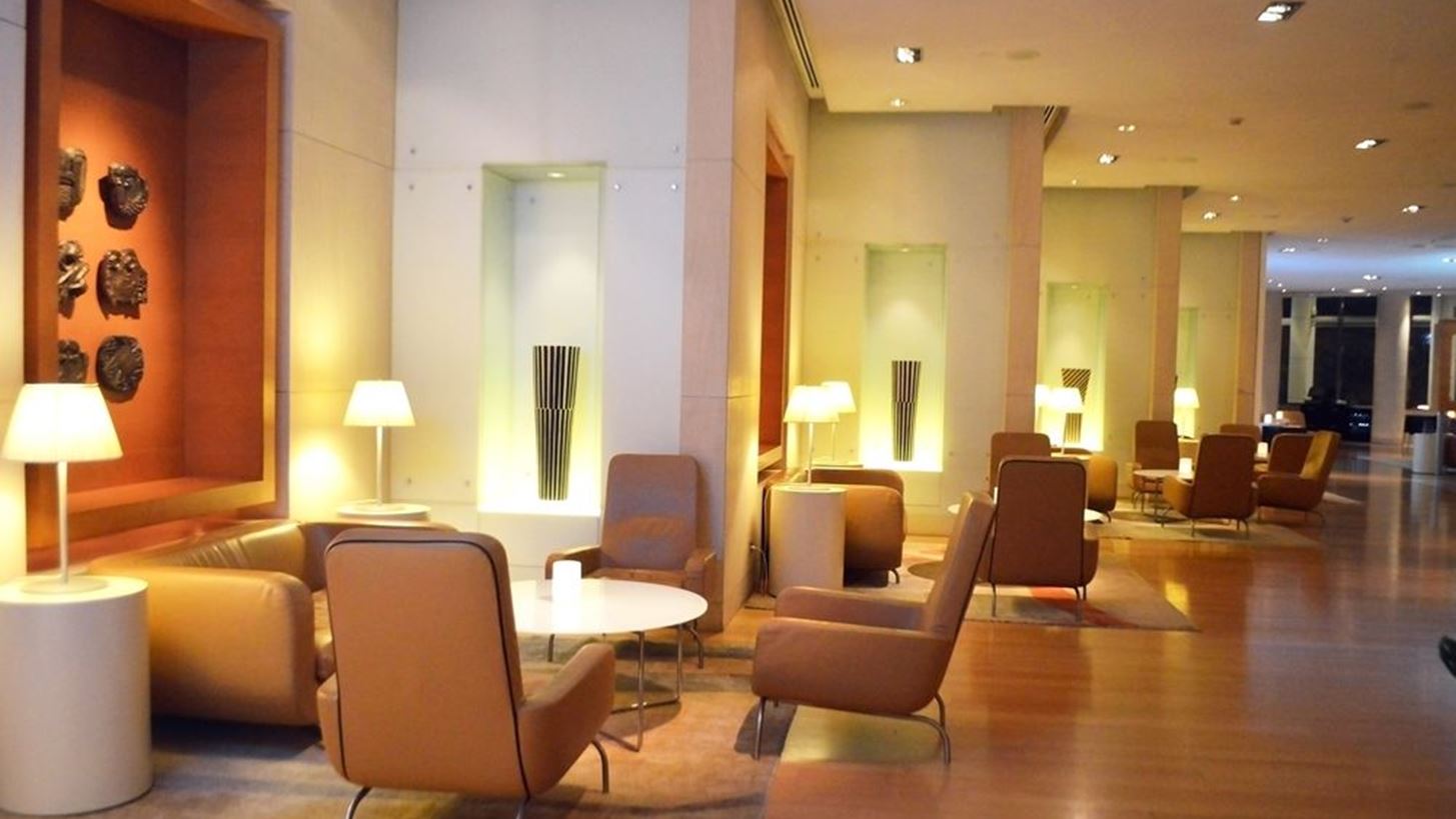 #Tidbits *: Οίνος & Τέχνη