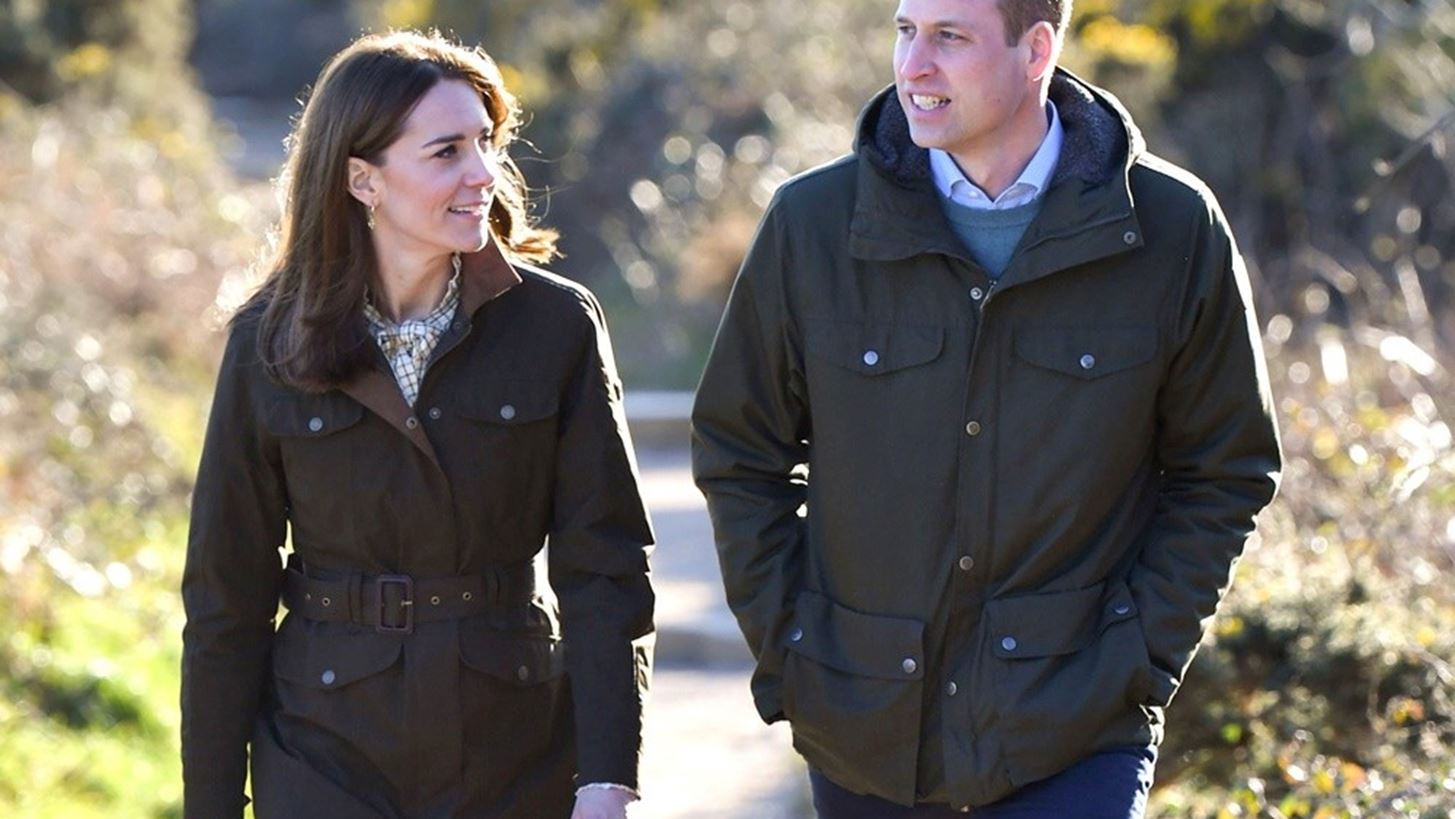 &#x397; Kate Middleton &#x3BA;&#x3B1;&#x3B9; &#x3BF; &#x3C0;&#x3C1;&#x3AF;&#x3B3;&#x3BA;&#x3B9;&#x3C0;&#x3B1;&#x3C2; William &#x3B4;&#x3B7;&#x3BC;&#x3B9;&#x3BF;&#x3CD;&#x3C1;&#x3B3;&#x3B7;&#x3C3;&#x3B1;&#x3BD; &#x3BA;&#x3B1;&#x3BD;&#x3AC;&#x3BB;&#x3B9; &#x3C3;&#x3C4;&#x3BF; YouTube